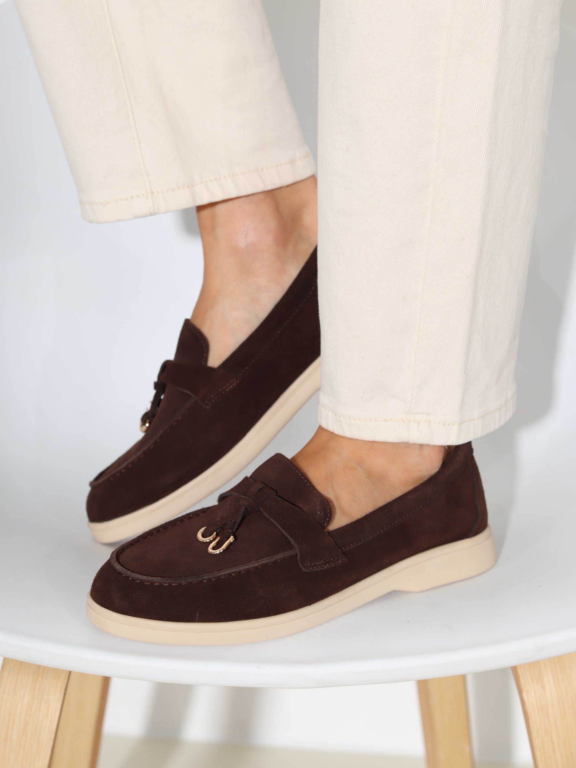 Šoko brūnas, zemas, d/ā slēgtas kurpes – 18266