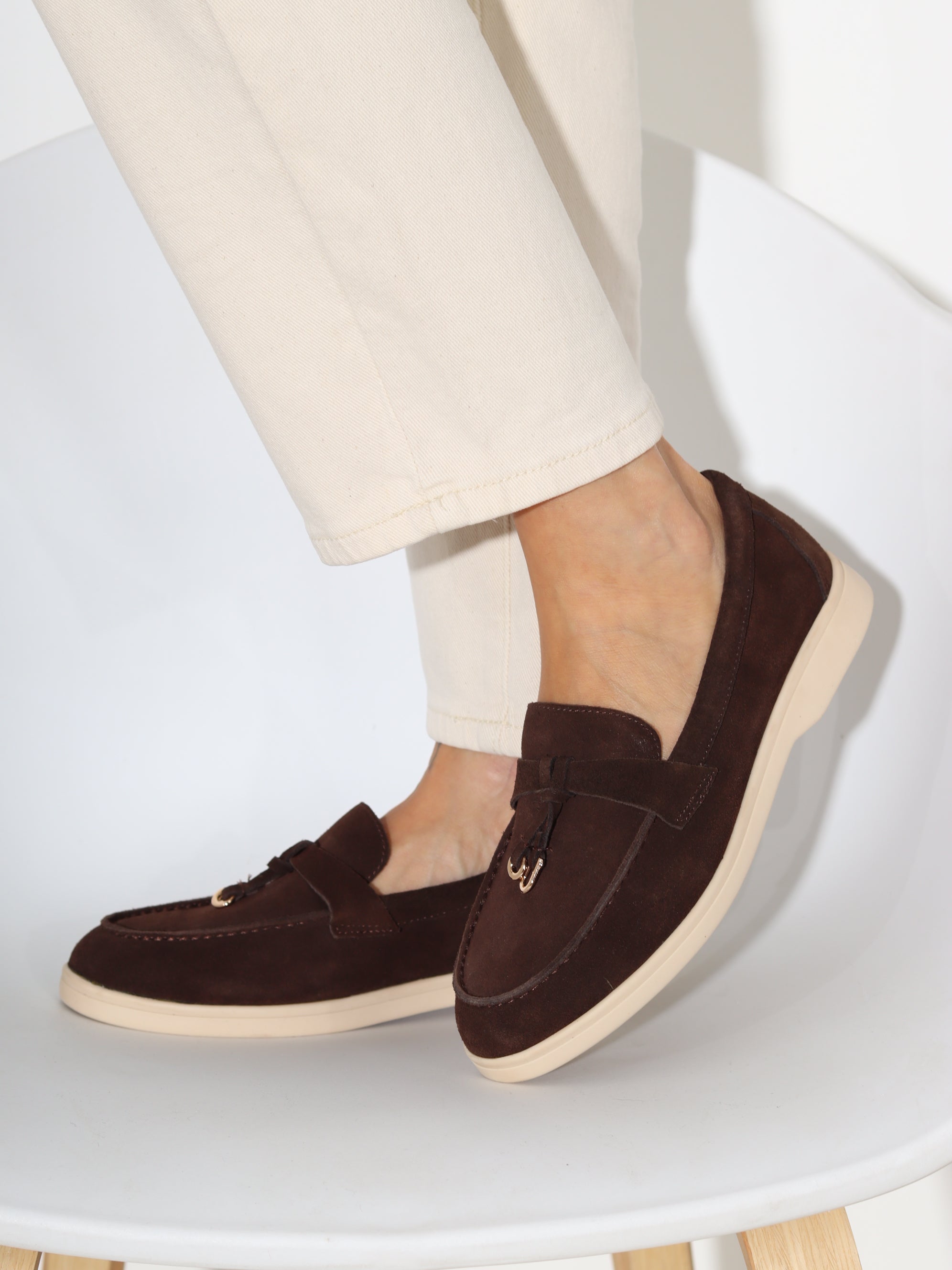 Šoko brūnas, zemas, d/ā slēgtas kurpes – 18266