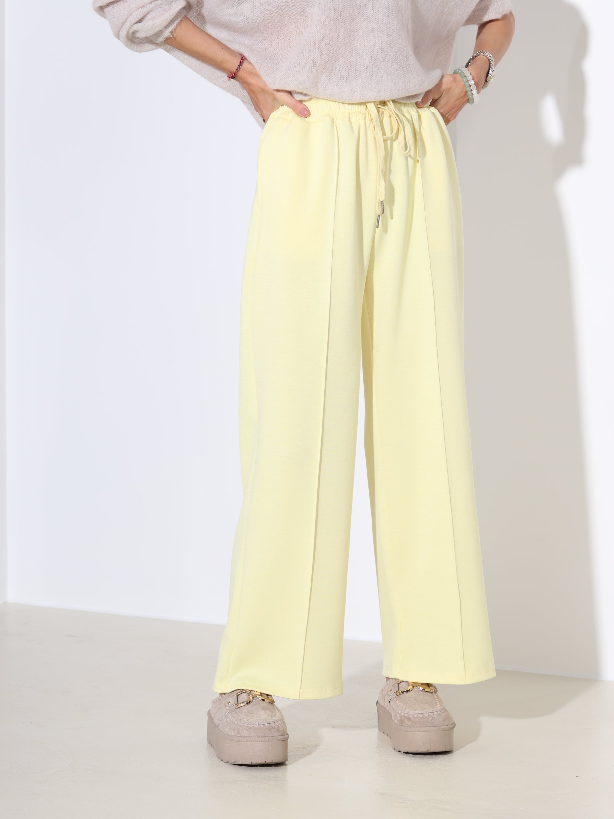 Dzeltenas sportiska stila püksid - 18021