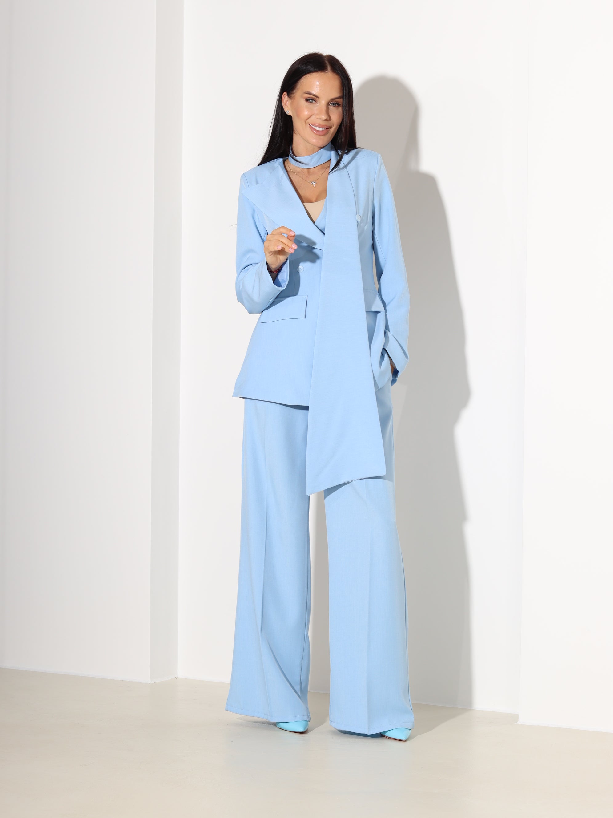 Zils klassikaline komplekt ar pikendatud kaklasaiti - 18285