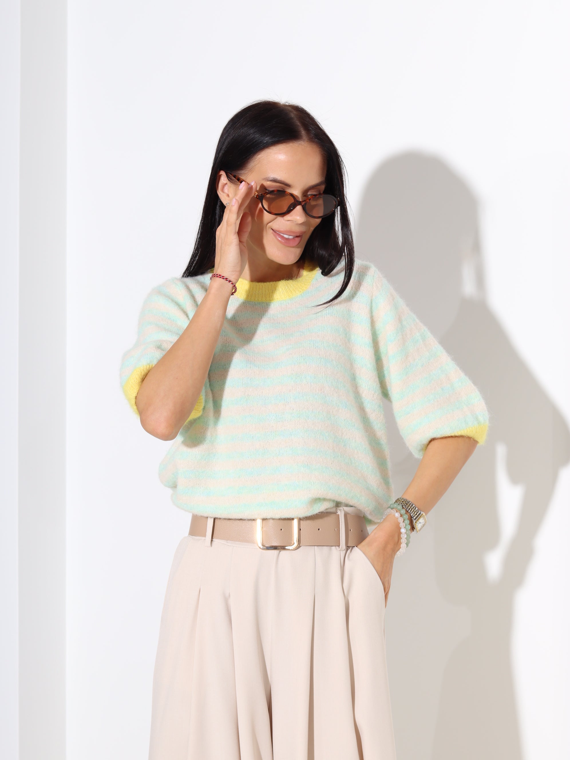 Zaļš, strīpains džemperis ar īsām piedurknēm - 18295