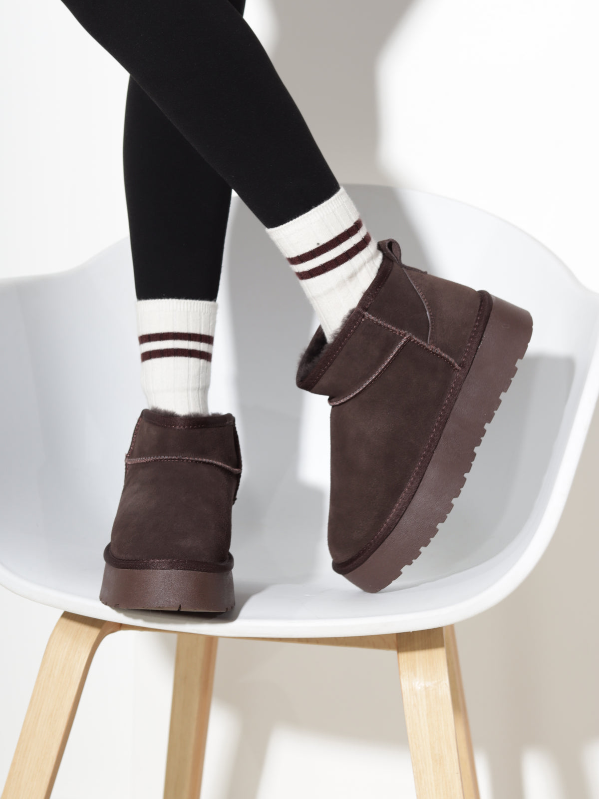 T.brūni, d/zamšādas 'UGG' tipa zābaki  - 21200