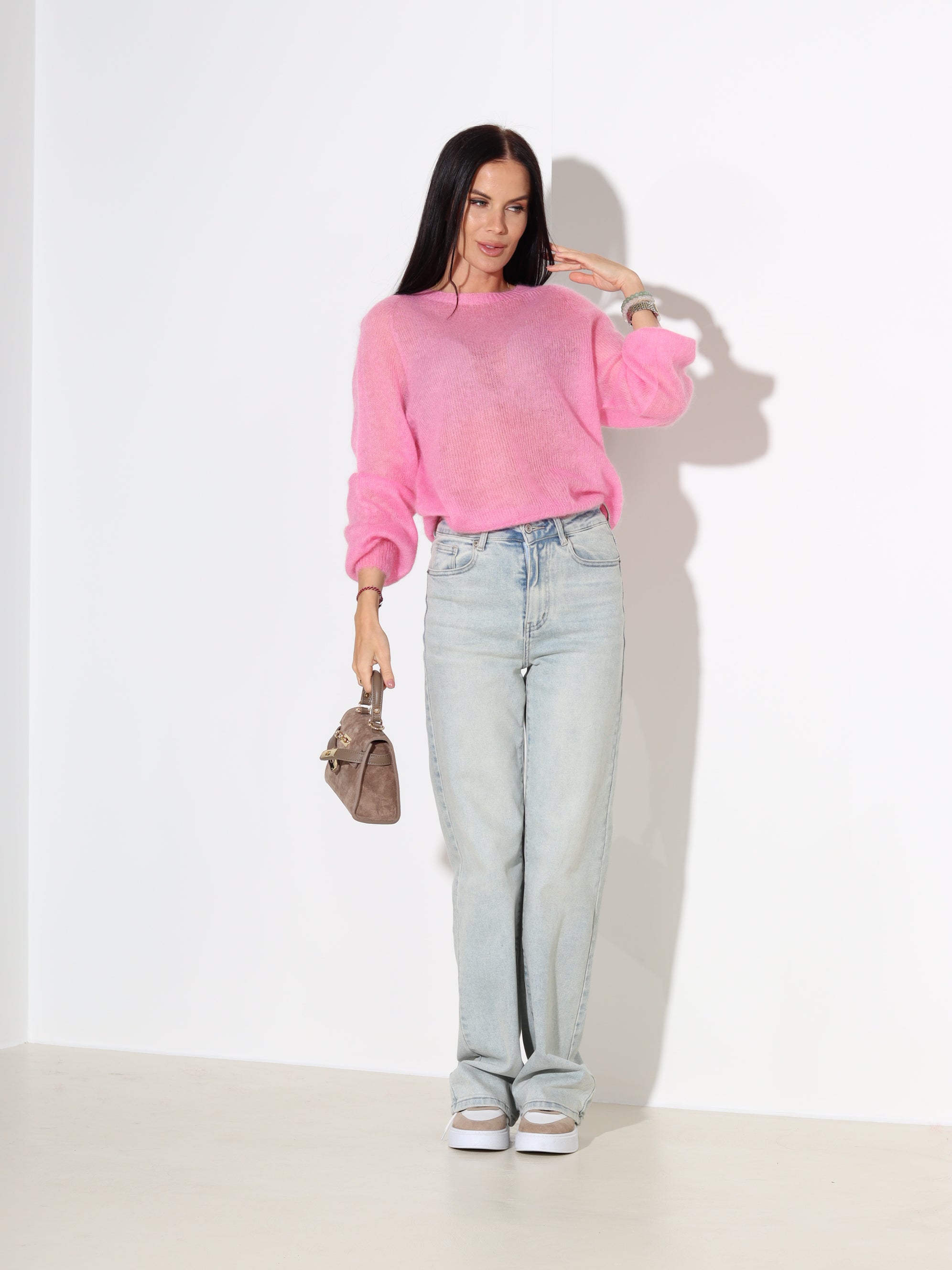 Rozā smalka adījuma mohēras džemperis ar "U" veida kakla izgriezumu - 18042