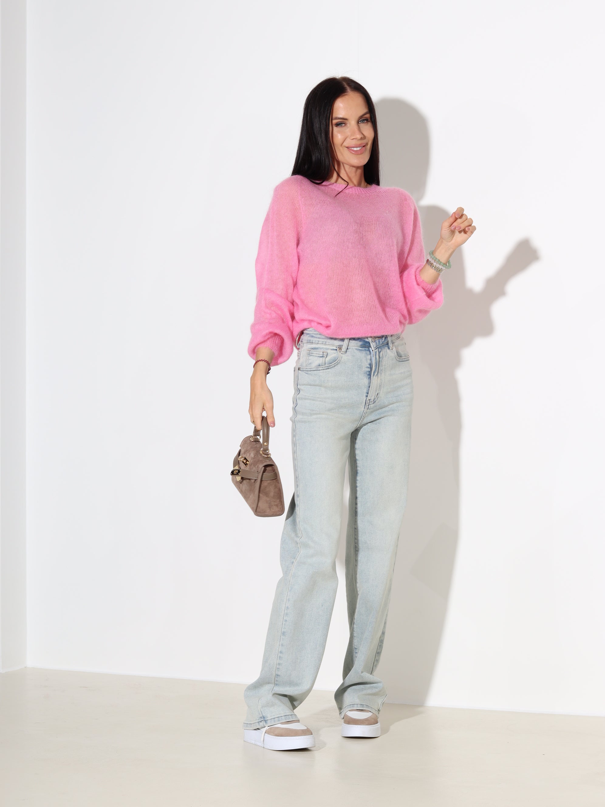 Rozā smalka adījuma mohēras džemperis ar "U" veida kakla izgriezumu - 18042