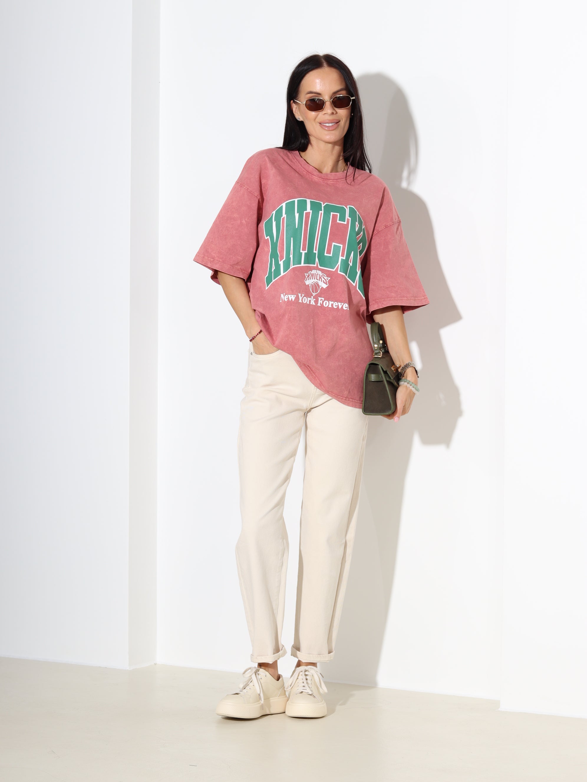 Blāvi sarkans tops ar īsām piedurknēm 'Knicks' – 18315