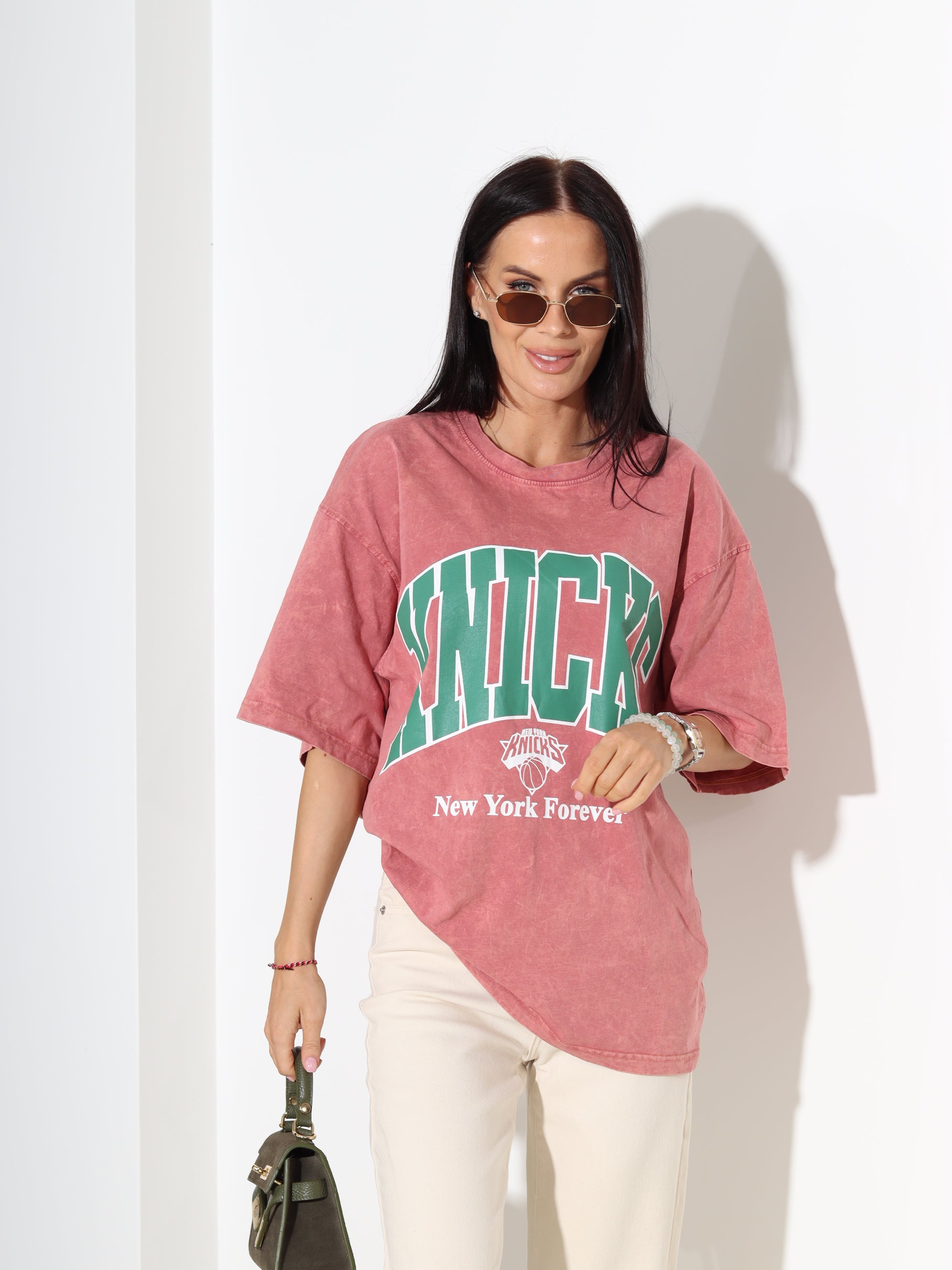 Blāvi sarkans tops ar īsām piedurknēm 'Knicks' – 18315