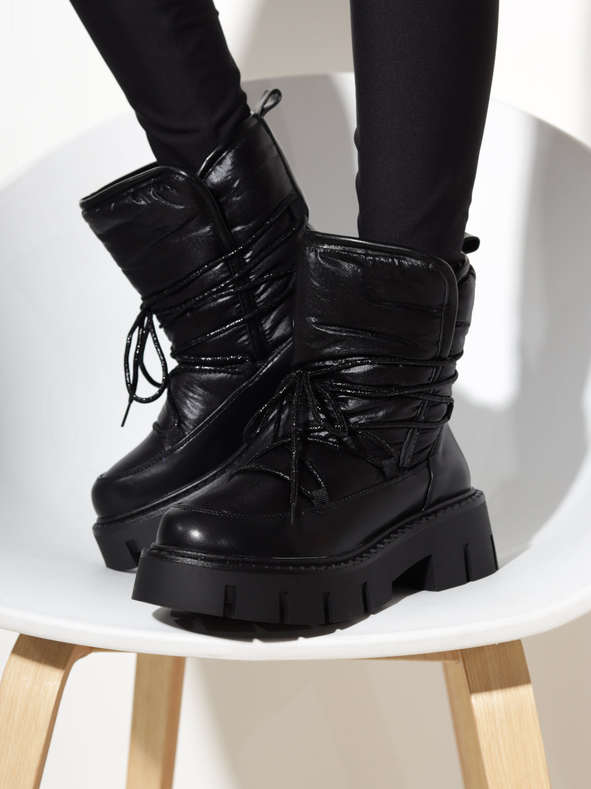 Melni "Urban Moon Boot" zābaki - 20965