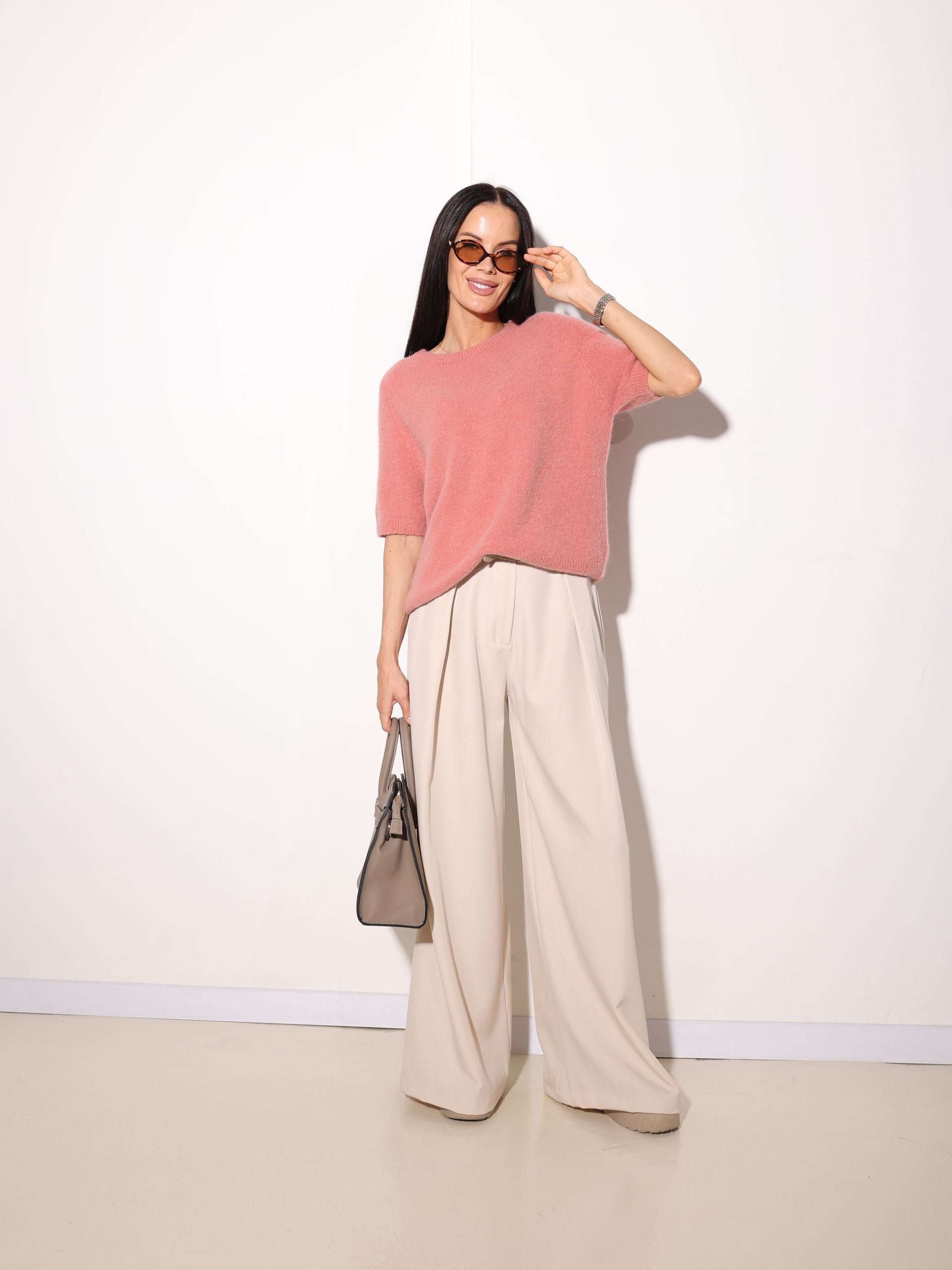 Bēšas, klasiska tipa, taisna piegriezuma bikses - 16013