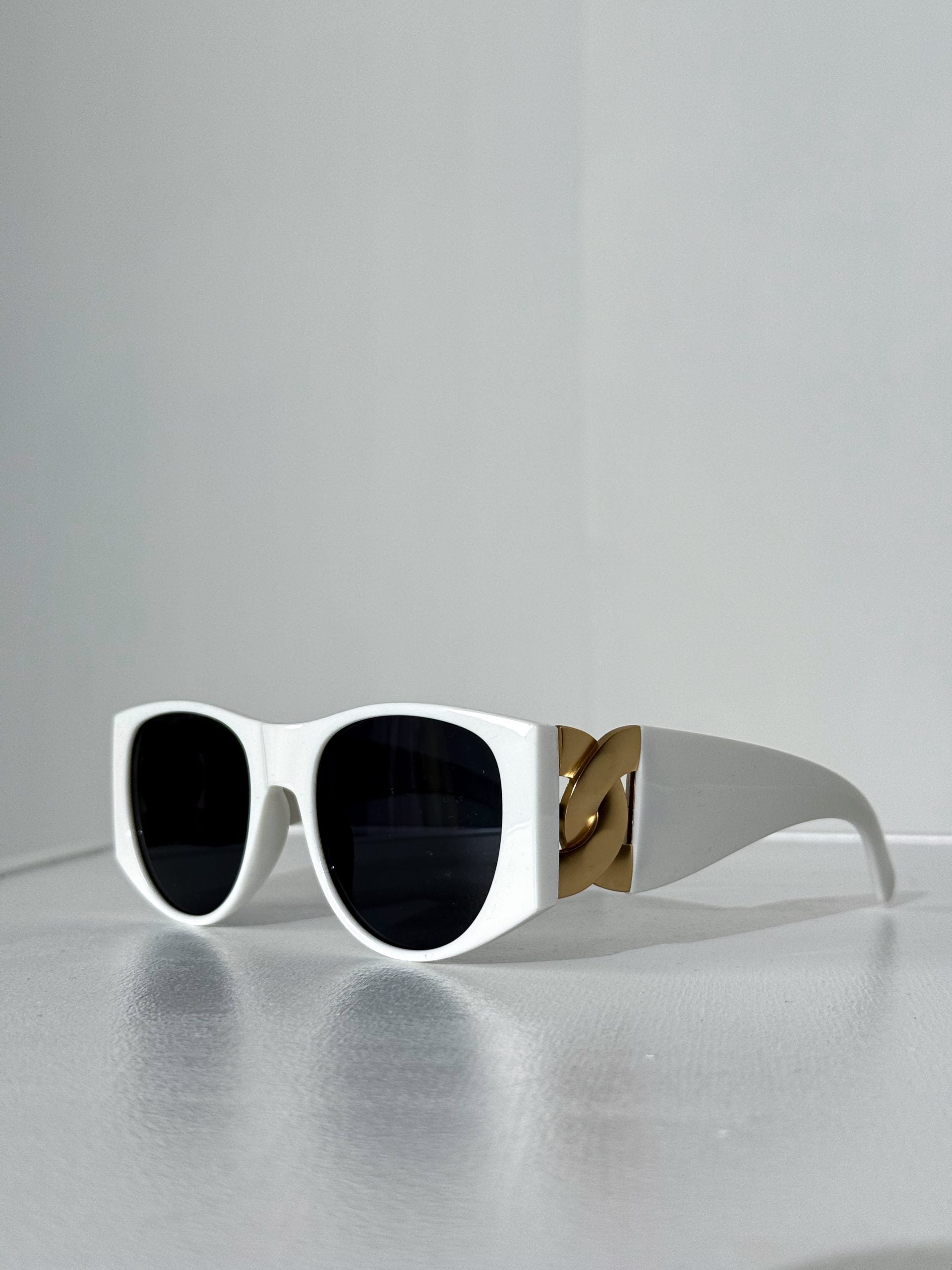 Baltas saulesbrilles ar imitētu ķēdes rakstu - 14976