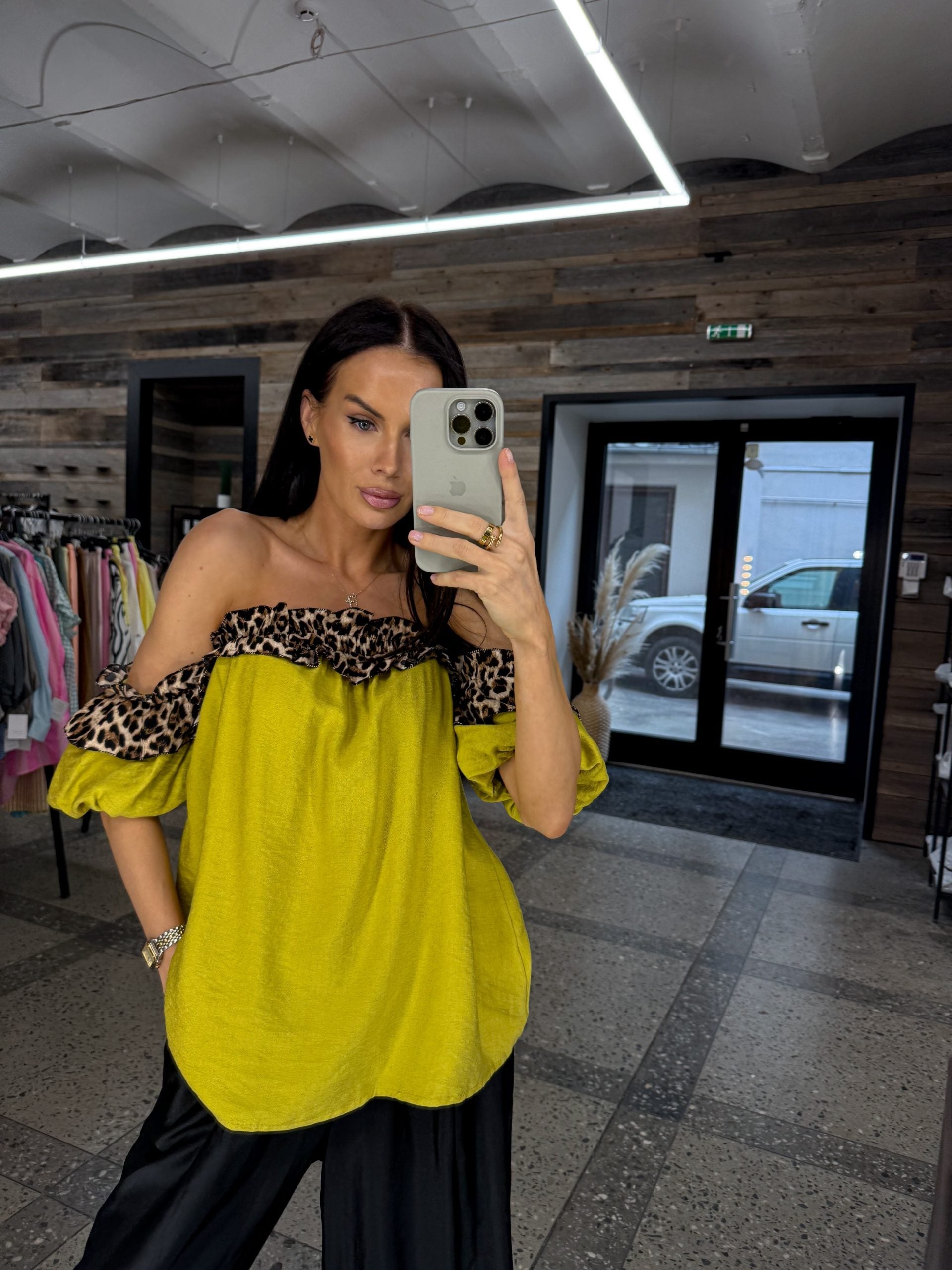 Zaļš tops ar leoparda akcentu- 15174