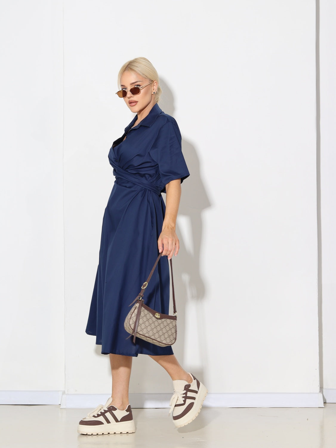 Tumši zila,  midi, krusteniski sasienama kleita - 15084