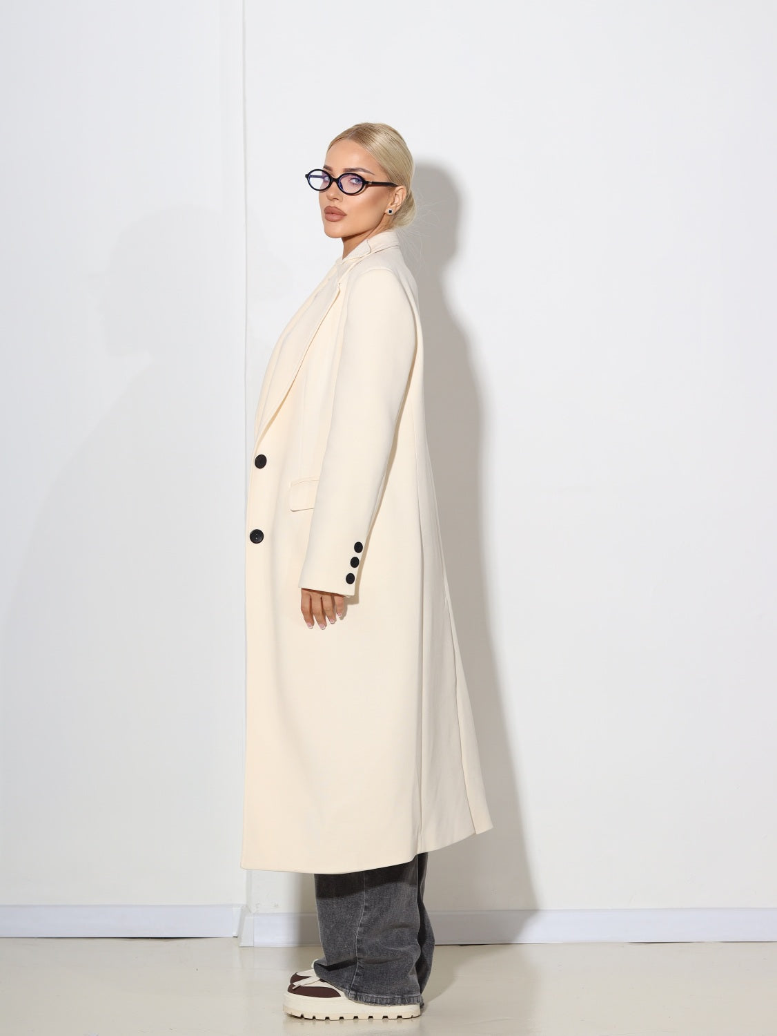 Bēšas krāsas auduma mētelis - 14545