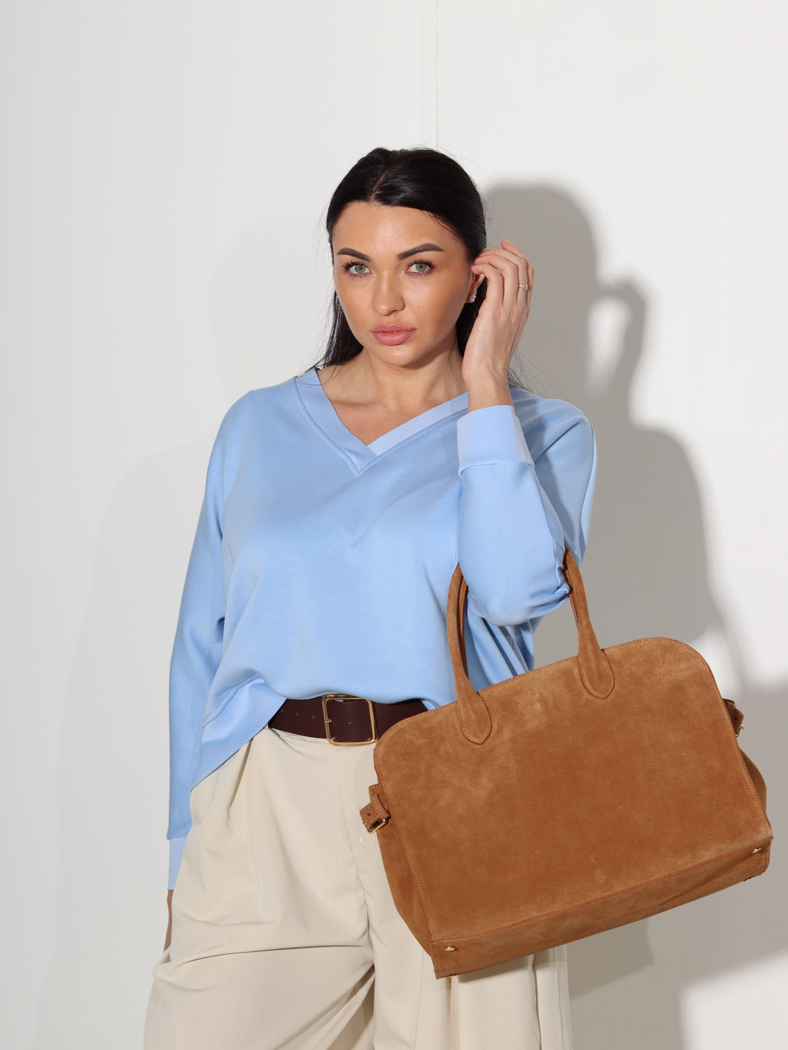 Zils auduma tops ar 'V' veida kakla daļu- 14003