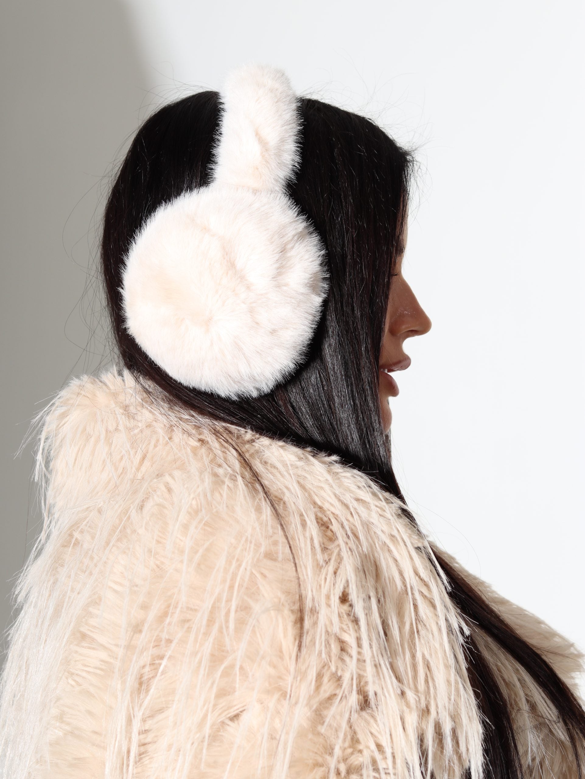 Bēšas ausaine - 17215