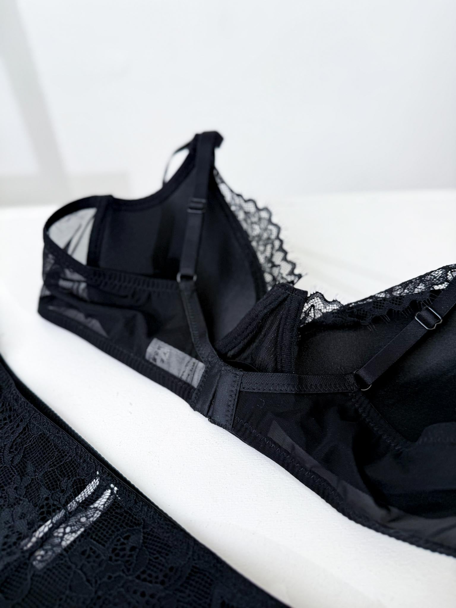 Melns, zīdīga auduma, 2daļīgs veļas komplekts - 16105