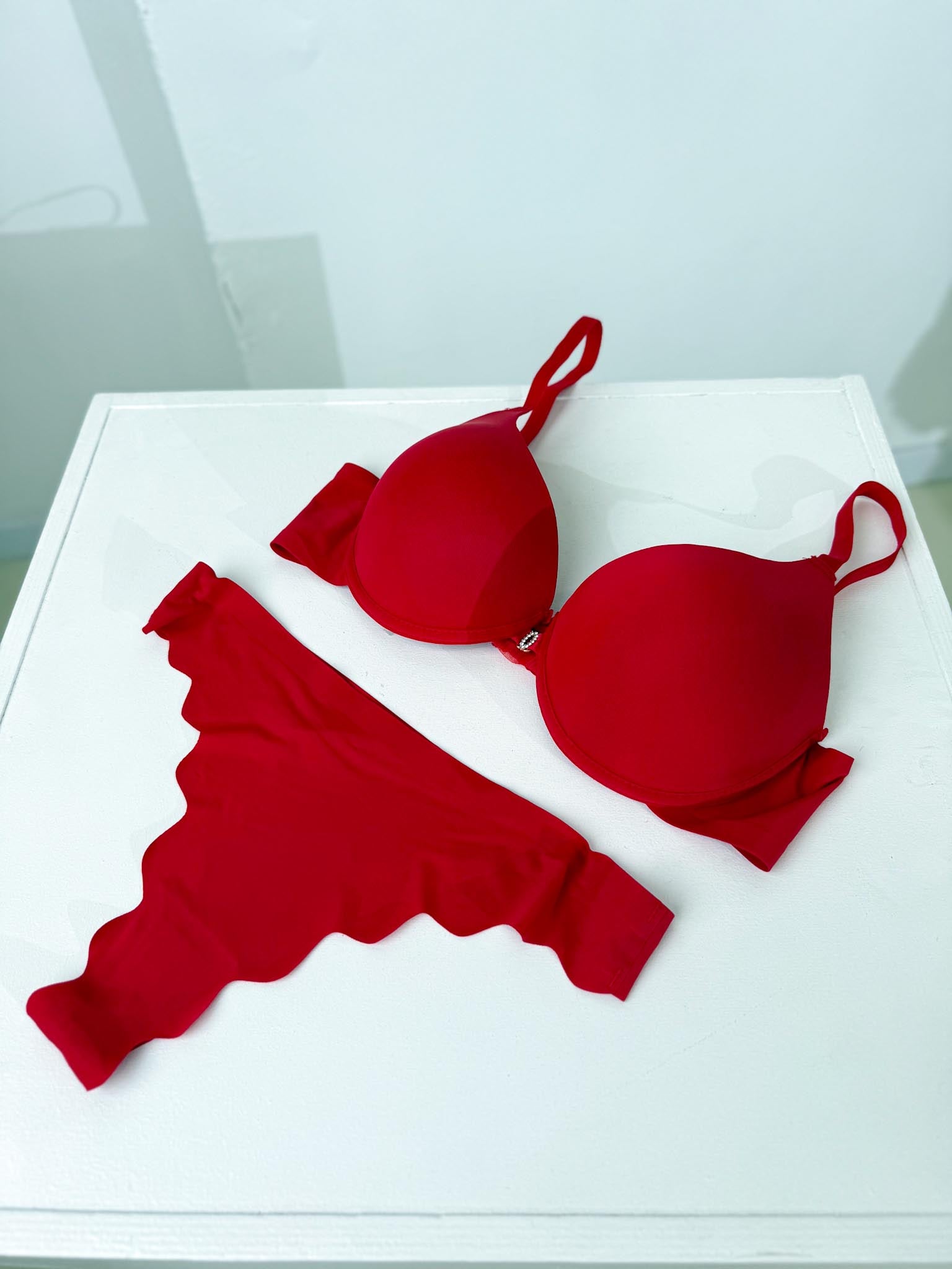 Sarkans 'Fei' 2daļīgs veļas komplekts - 16103