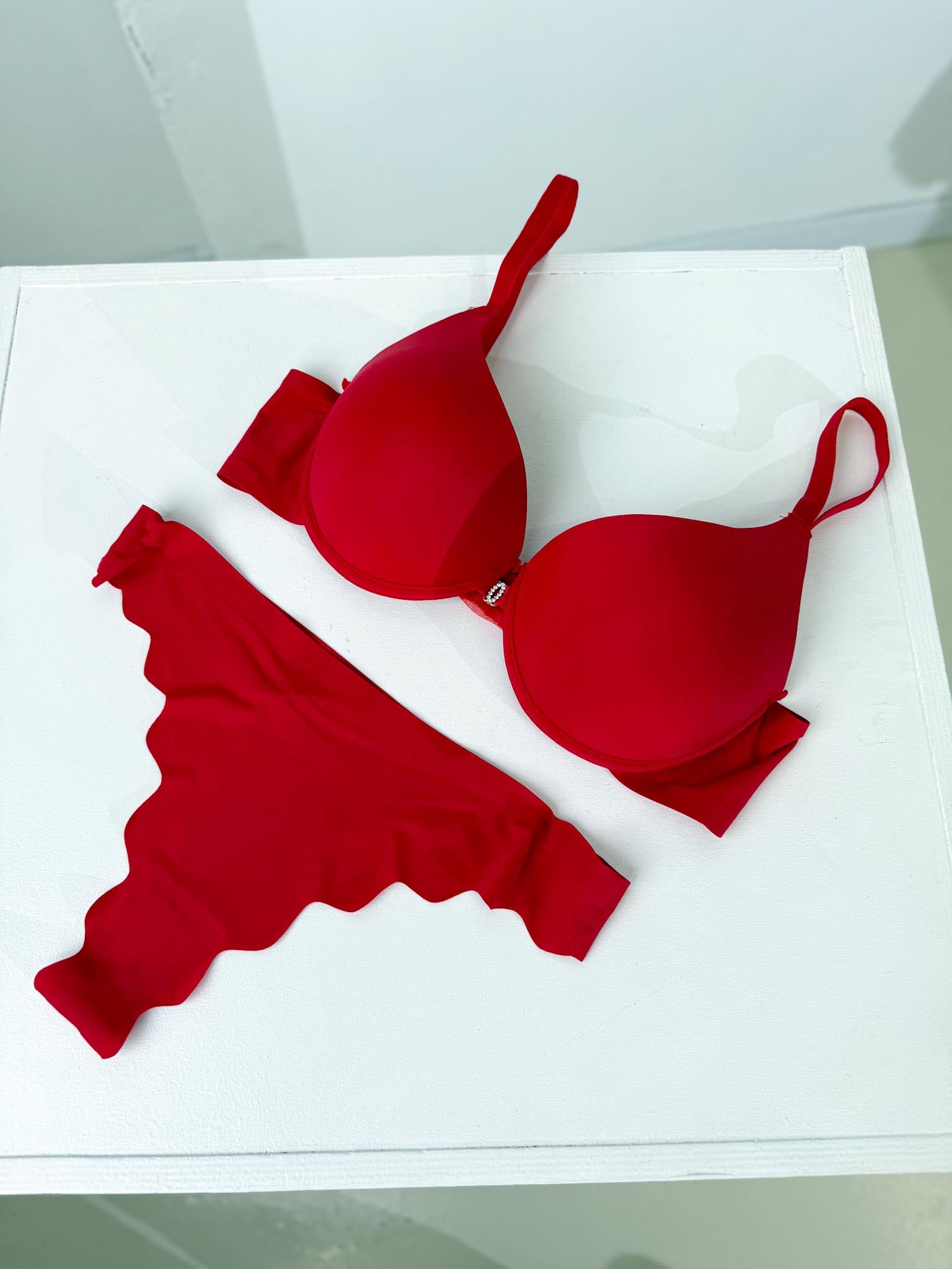 Sarkans 'Fei' 2daļīgs veļas komplekts - 16103