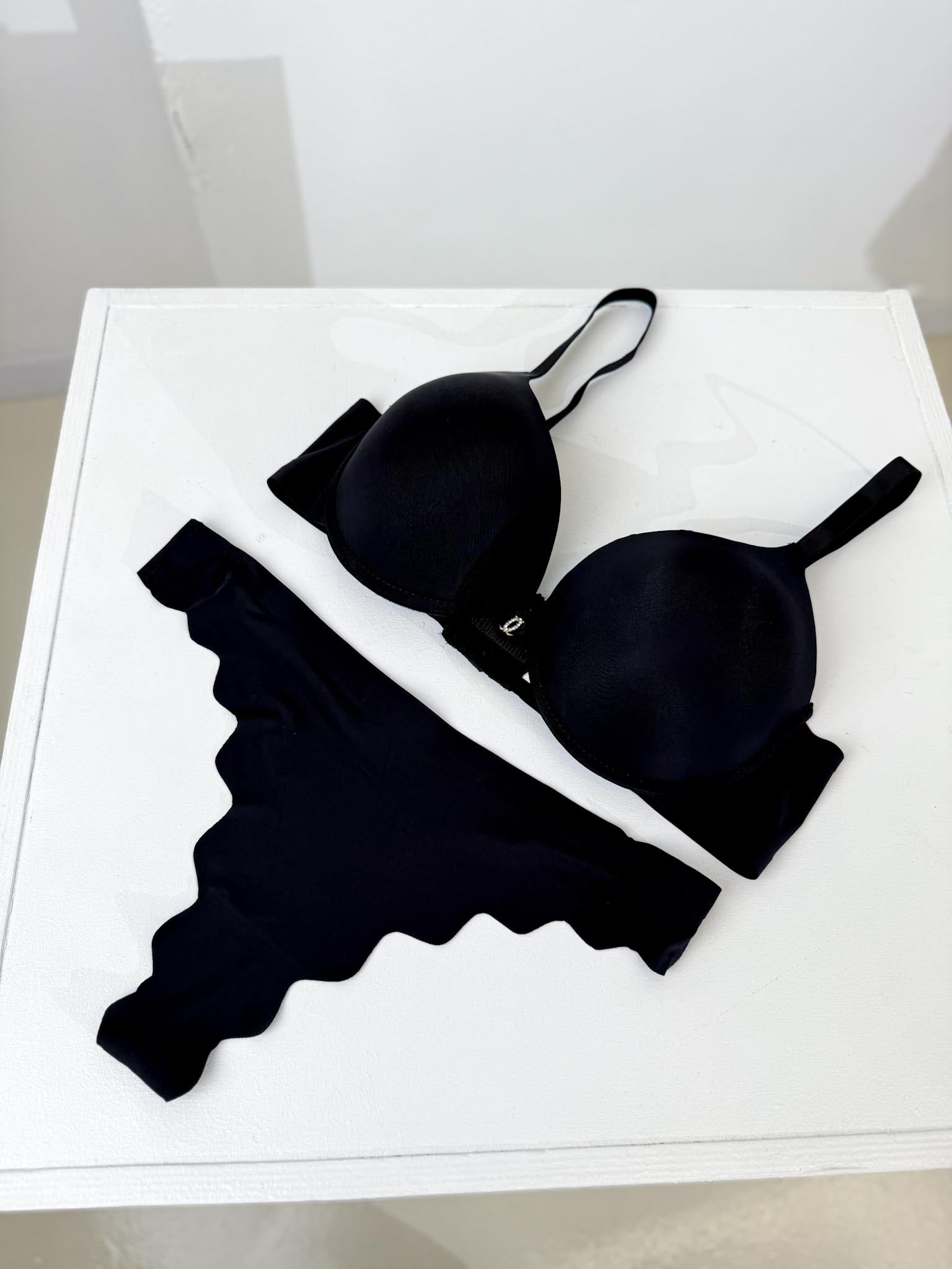 Melns 'Fei' 2daļīgs veļas komplekts - 16101