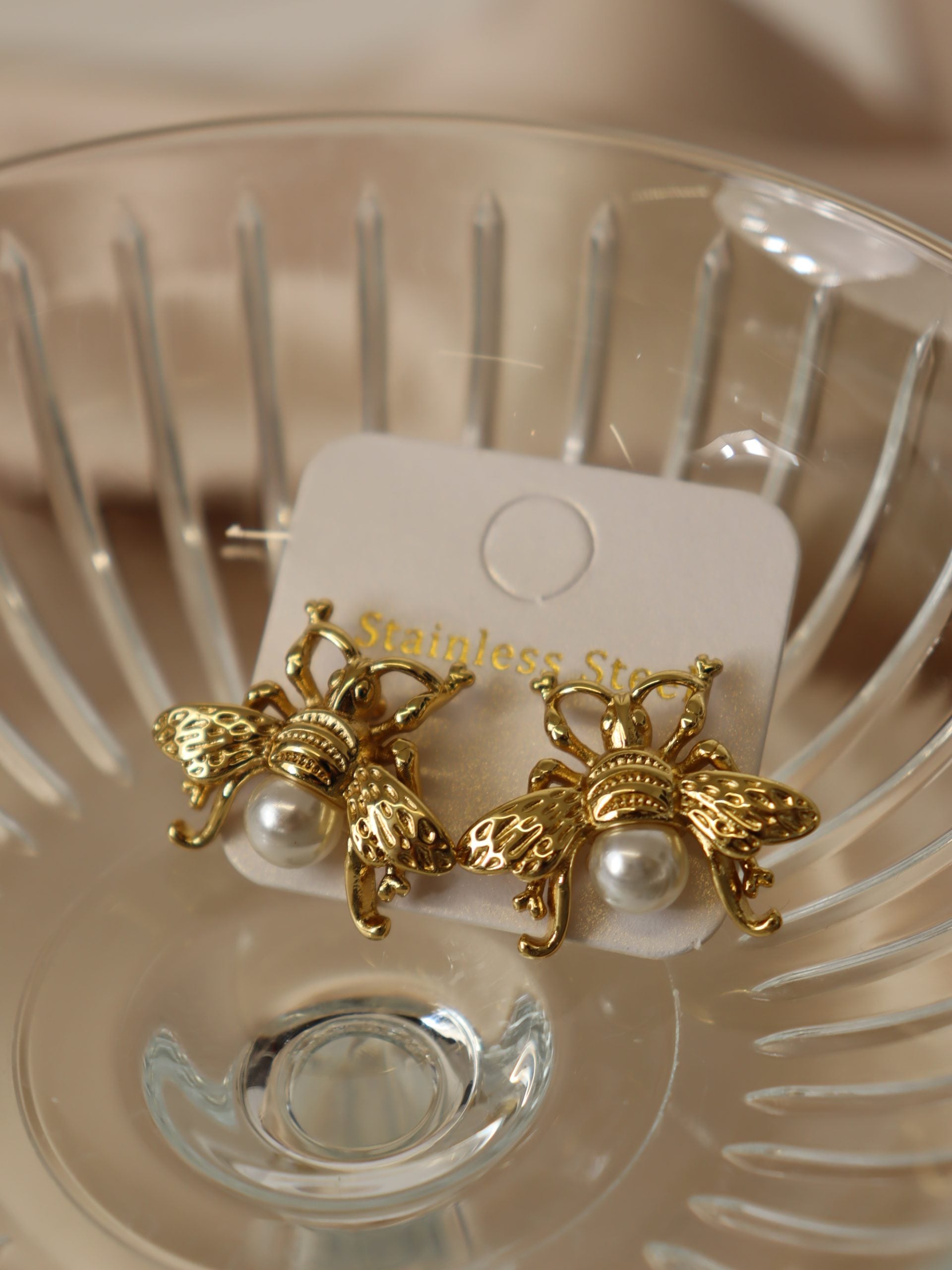 Zelta, bitīte ar akcentu   - 17159