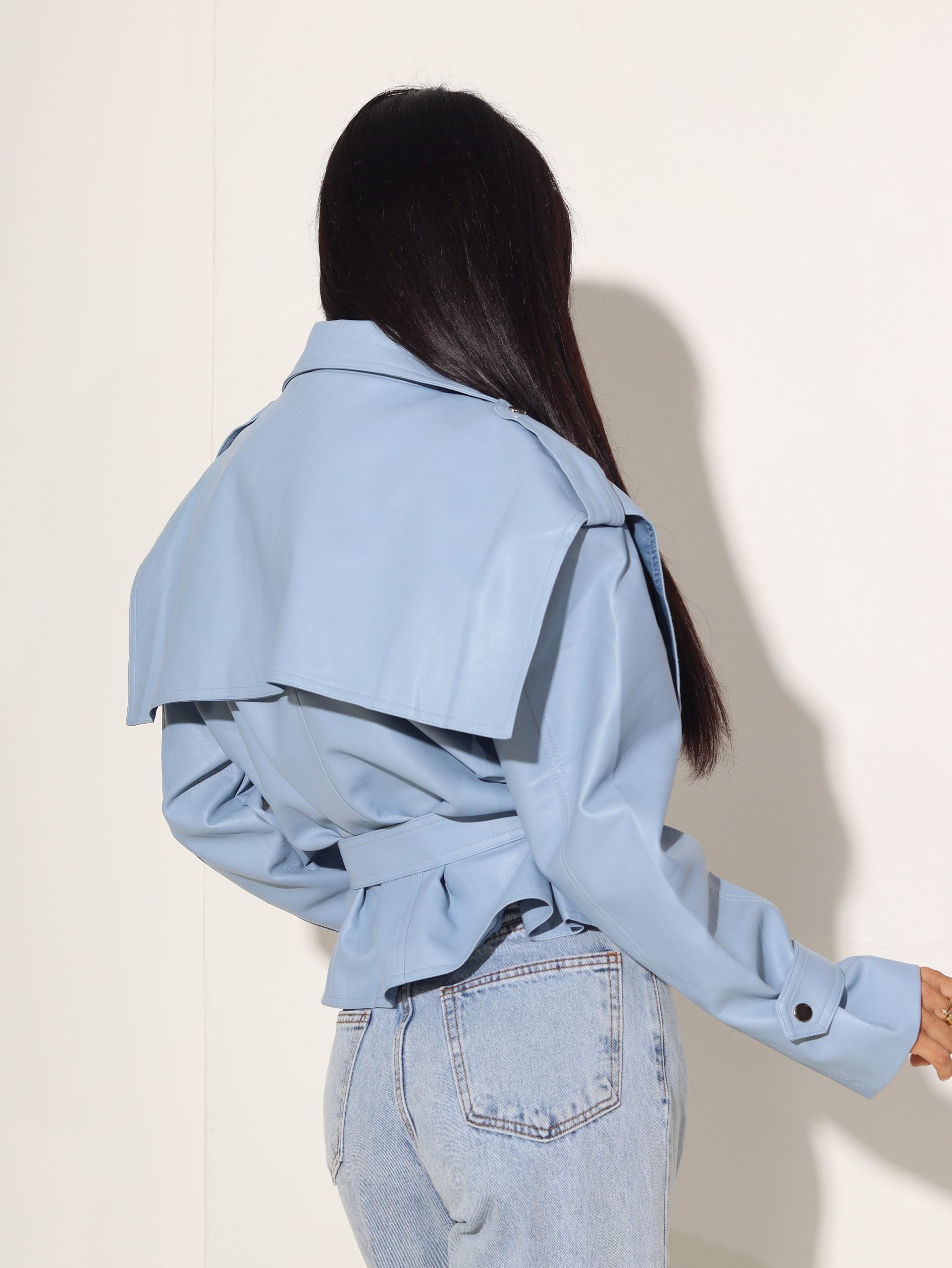 Zila, īsa m/ā virsjaka oversize ar pleca akcentu - 15840