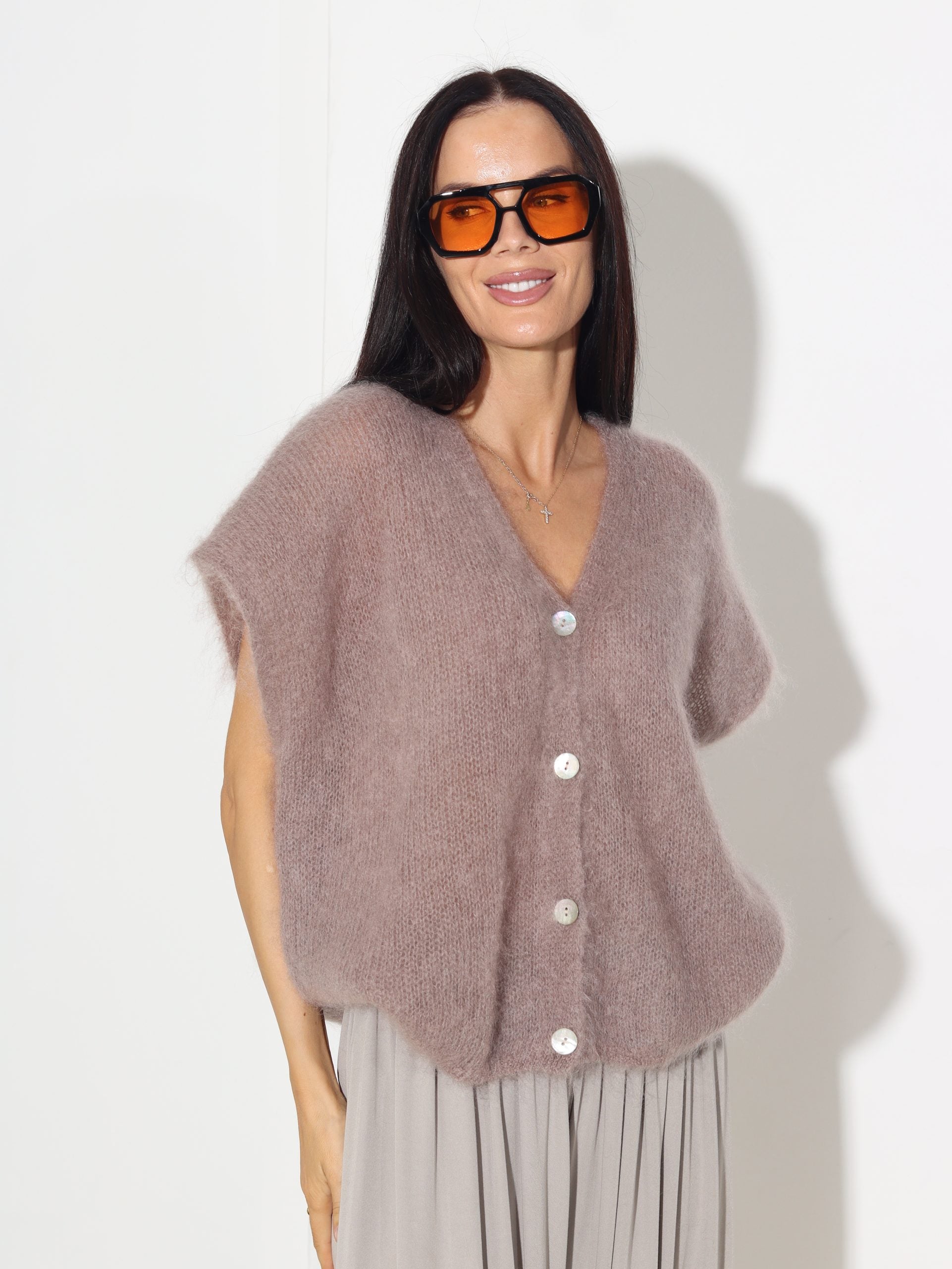 Taupe krāsas mohēras veste - 15861