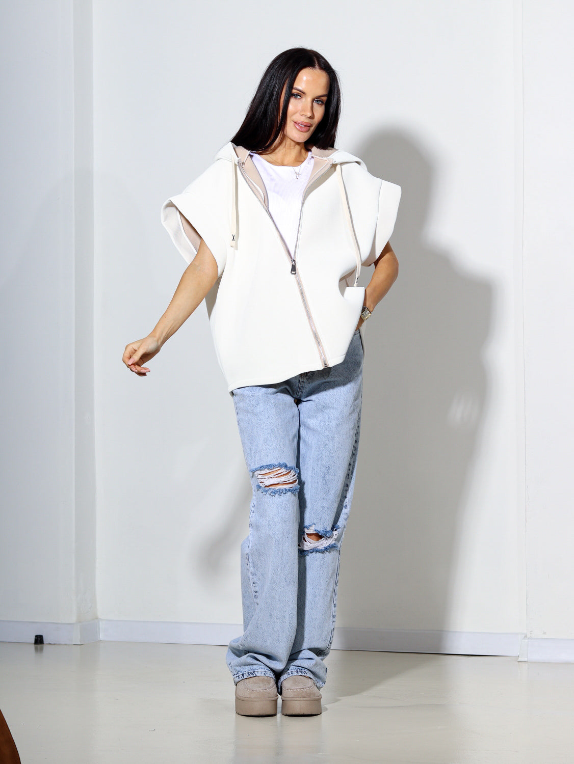 Balta neoprēna auduma veste ar kapuci - 14151