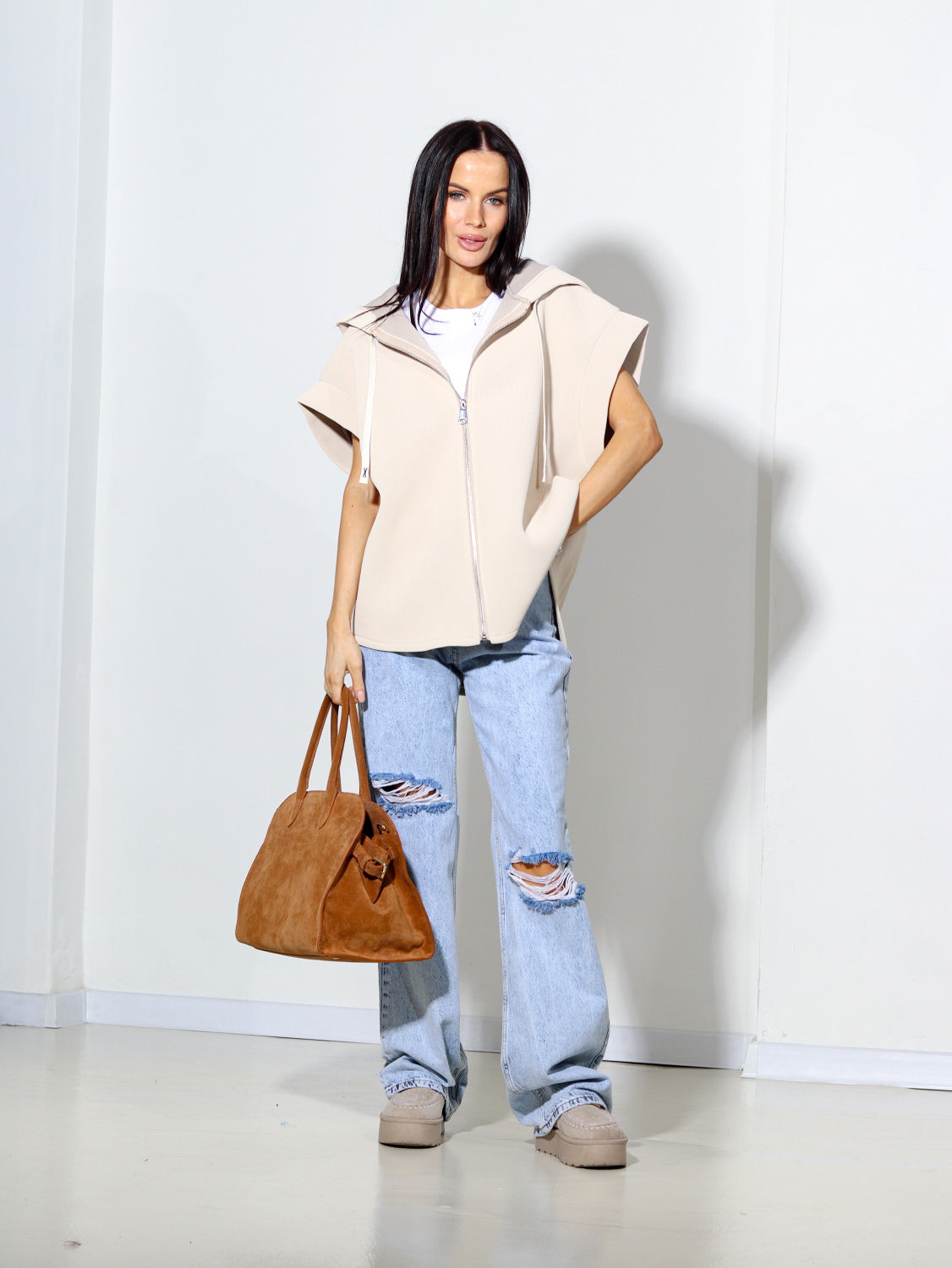 Bēša neoprēna auduma veste ar kapuci - 14154