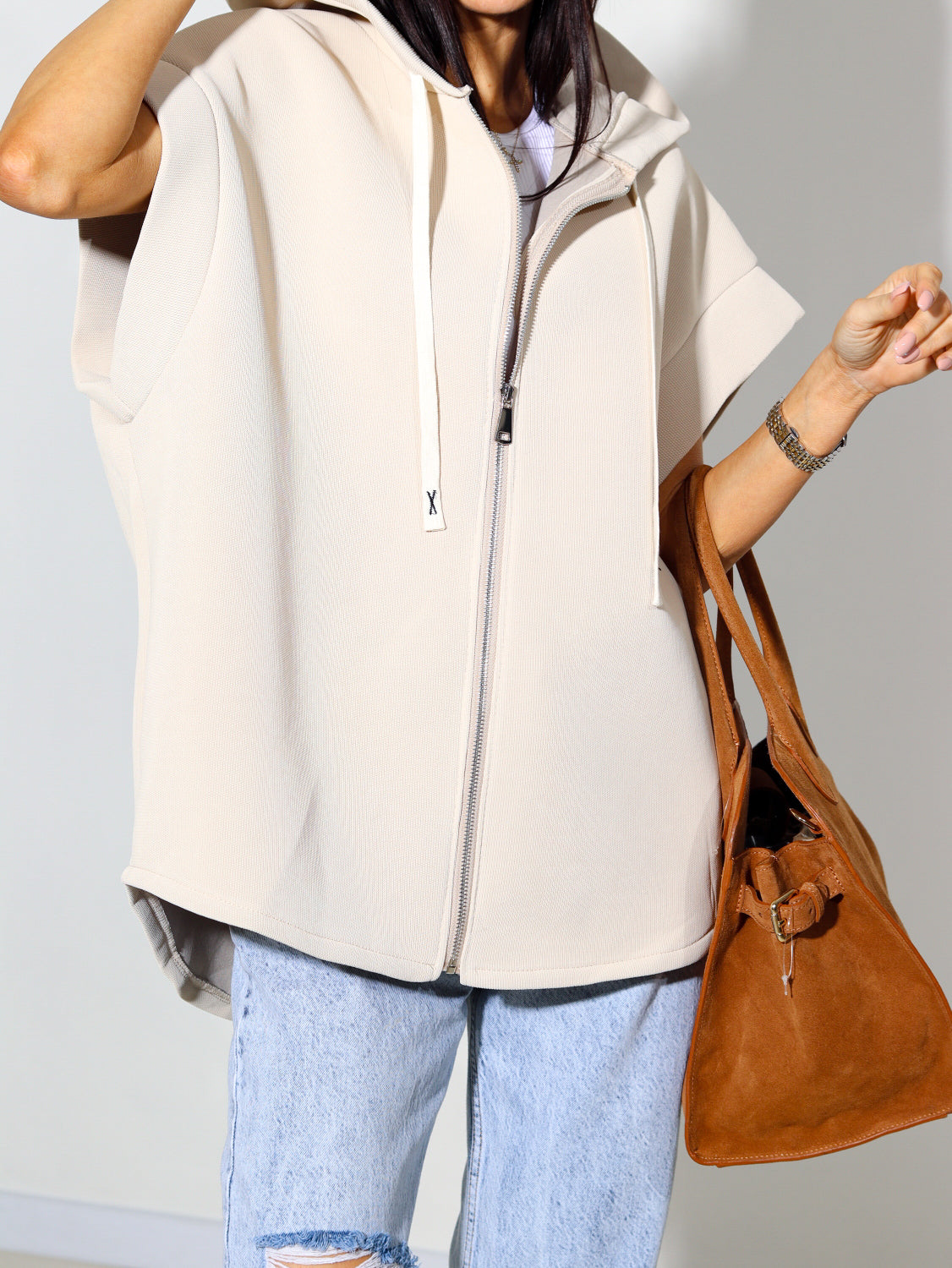 Bēša neoprēna auduma veste ar kapuci - 14154