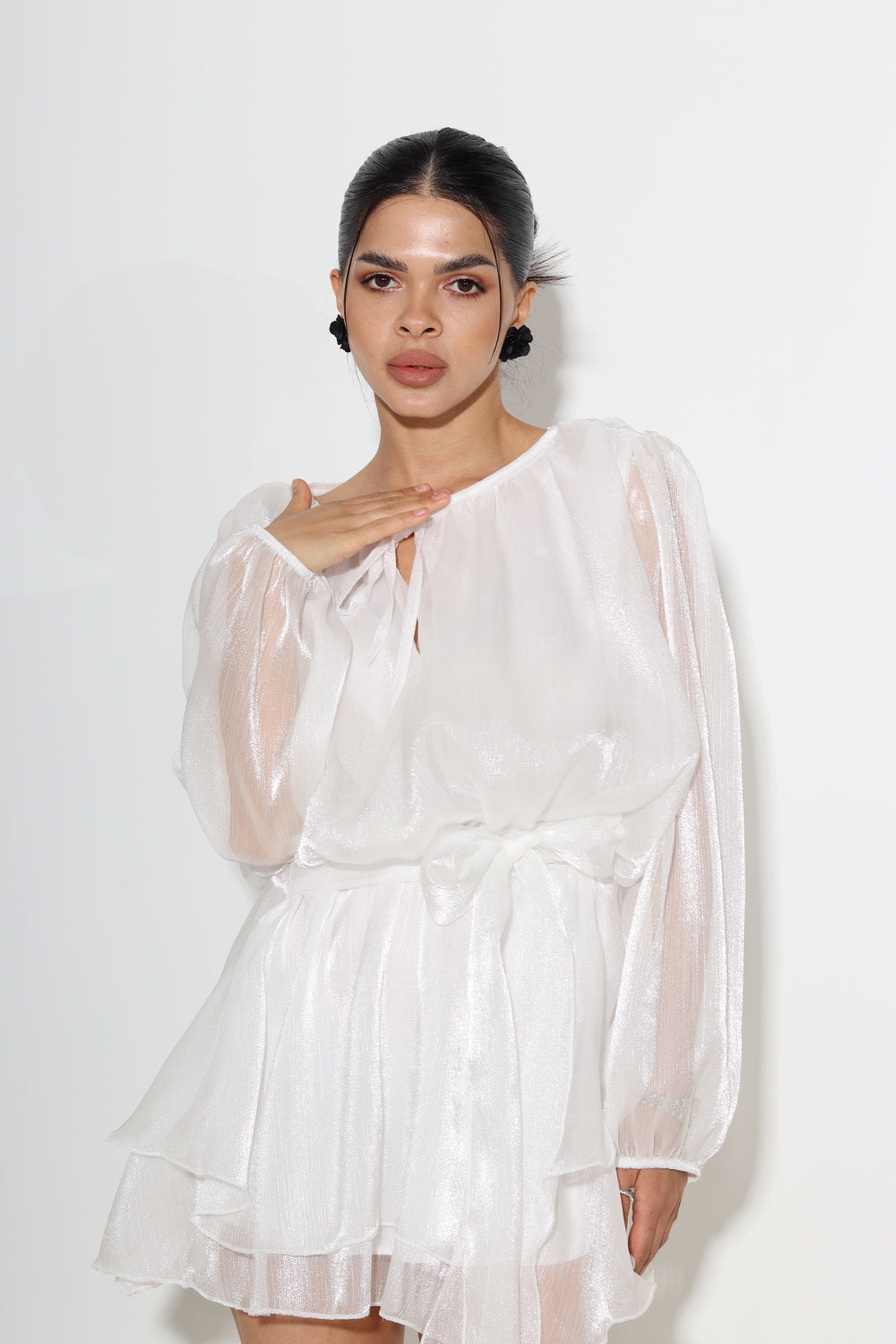 Balta, lāsumojoša auduma kleita - 14643