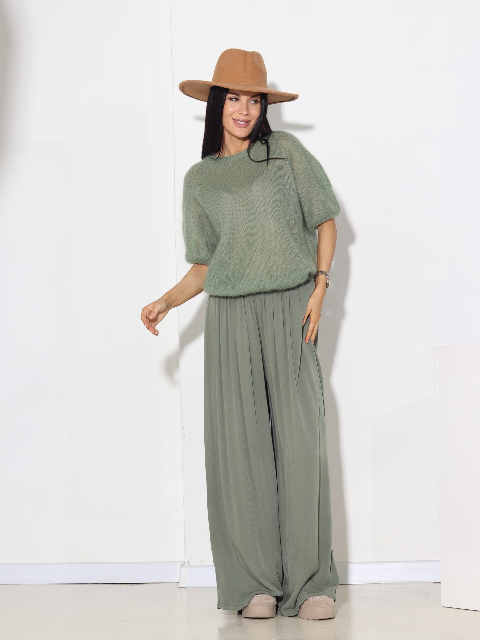 Zaļš mohēras džemperis ar īsām piedurknēm - 15852