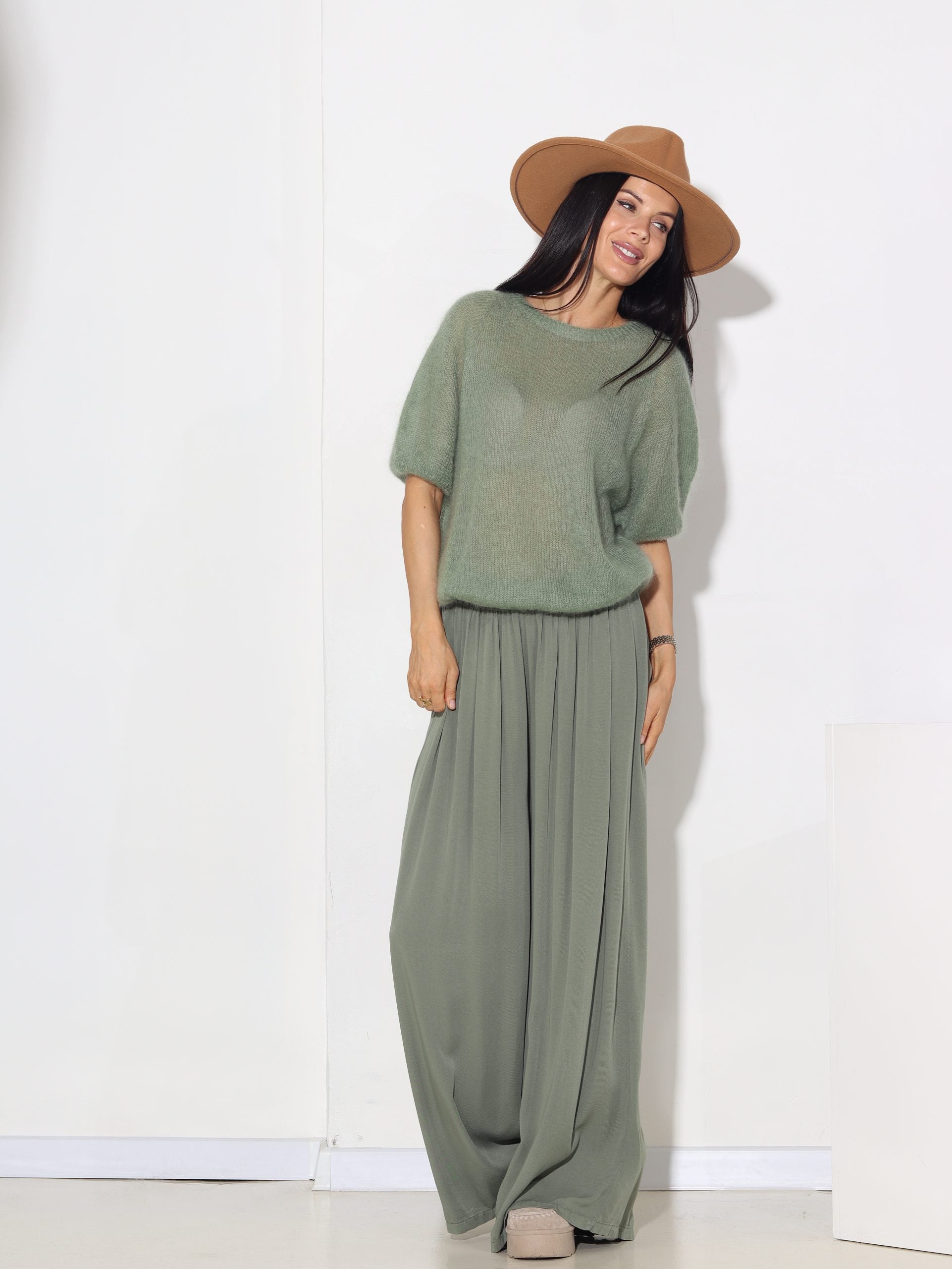 Zaļš mohēras džemperis ar īsām piedurknēm - 15852