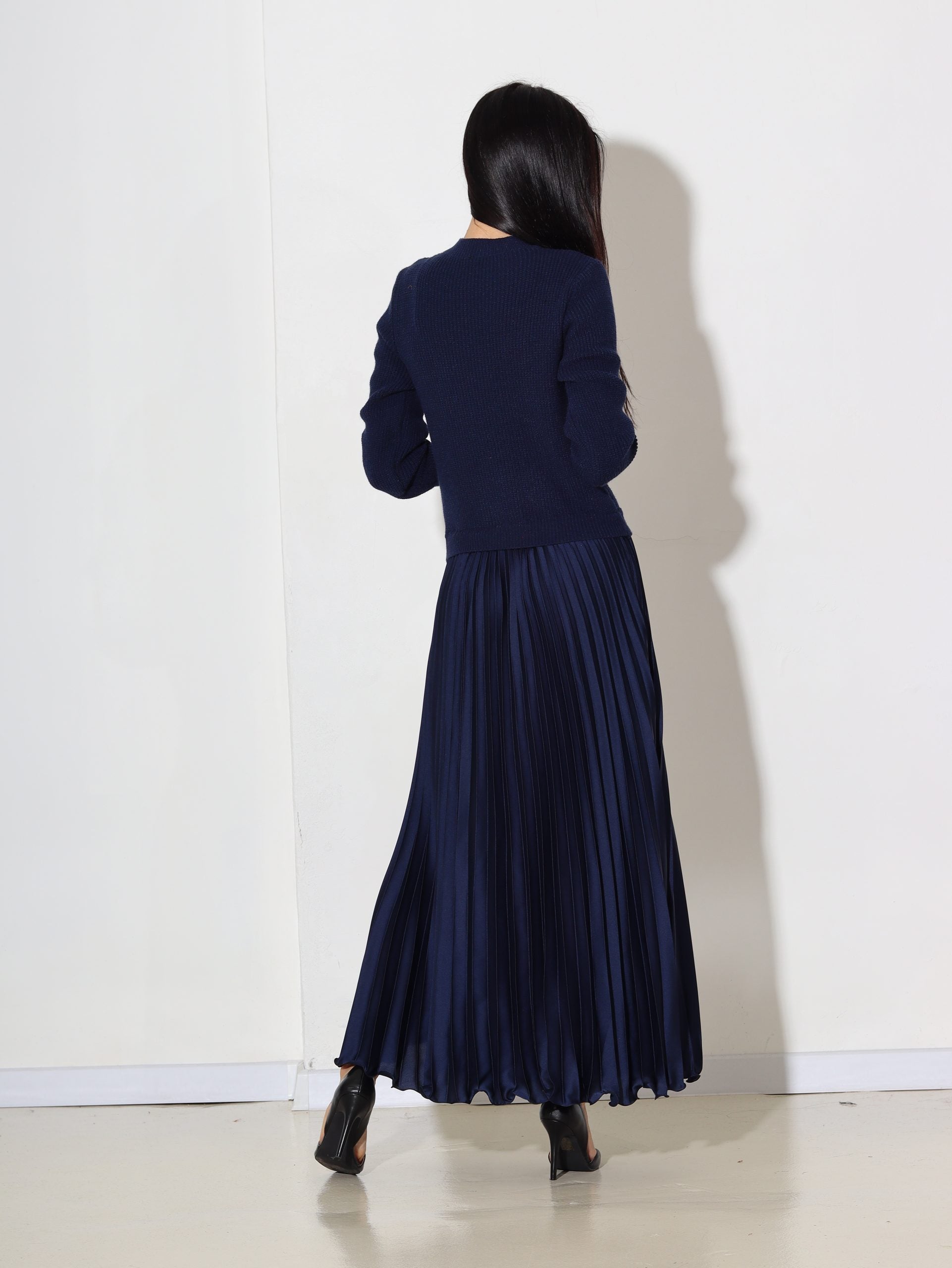 Zila džemperkleita ar gofrētu apakšdaļu - 16895