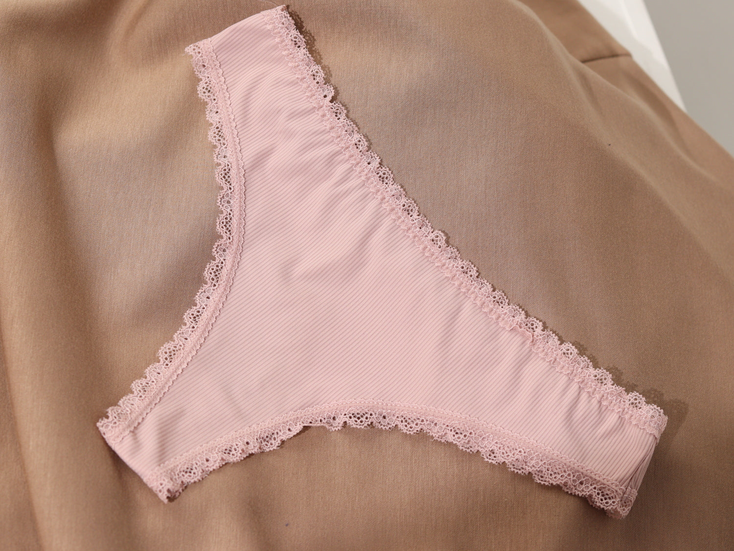 Rozā string biksītes ar mežģīņu maliņu - 16207