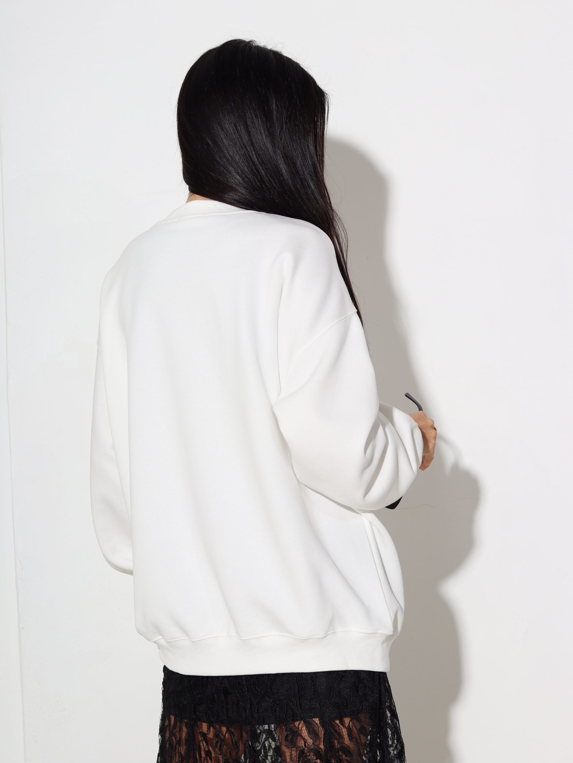 Balts oversize džemperis ,, Jet' aime'' - 16300