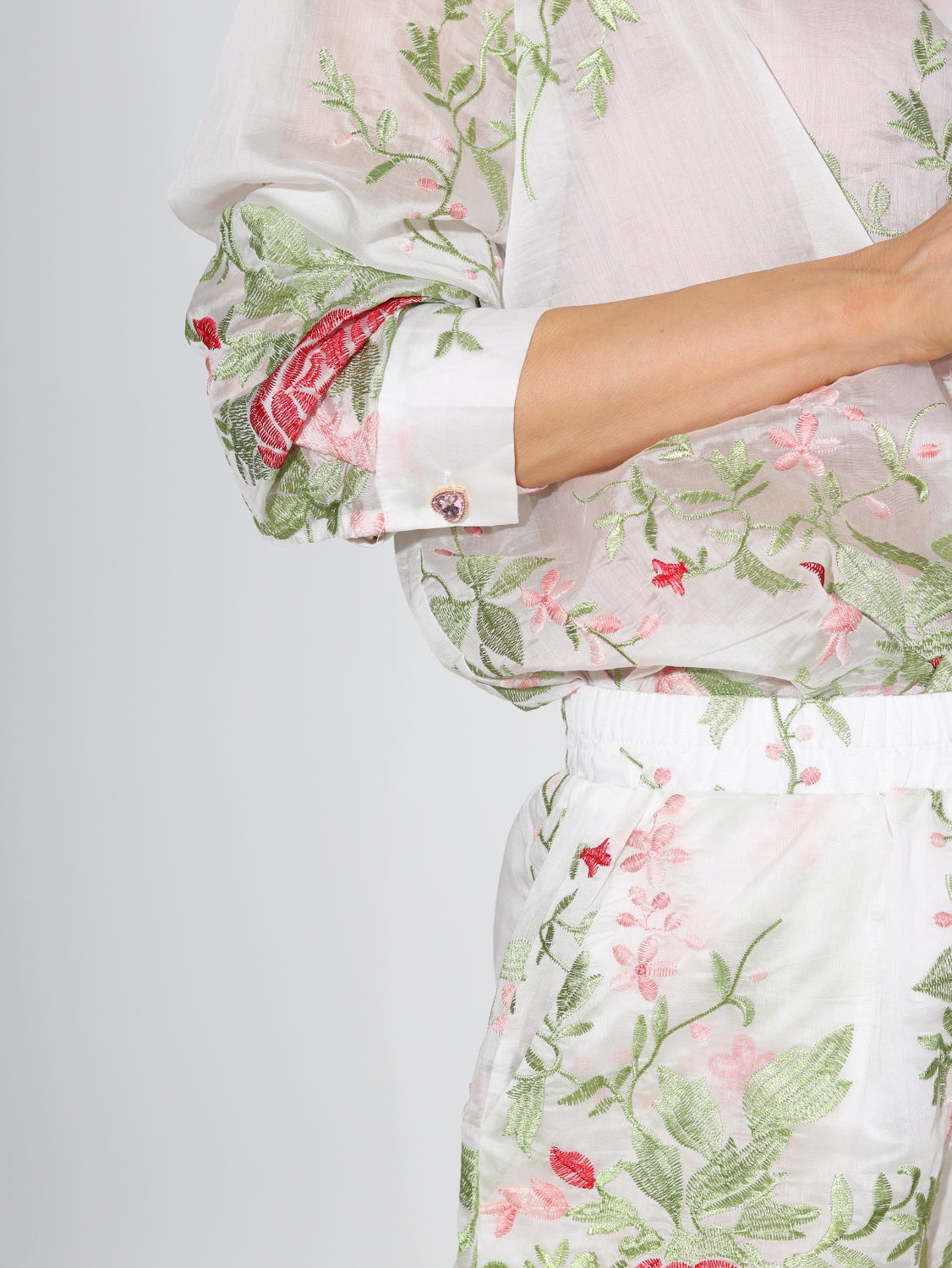 Balts, ziediņu izšuts, 2daļīgs komplekts - 14747