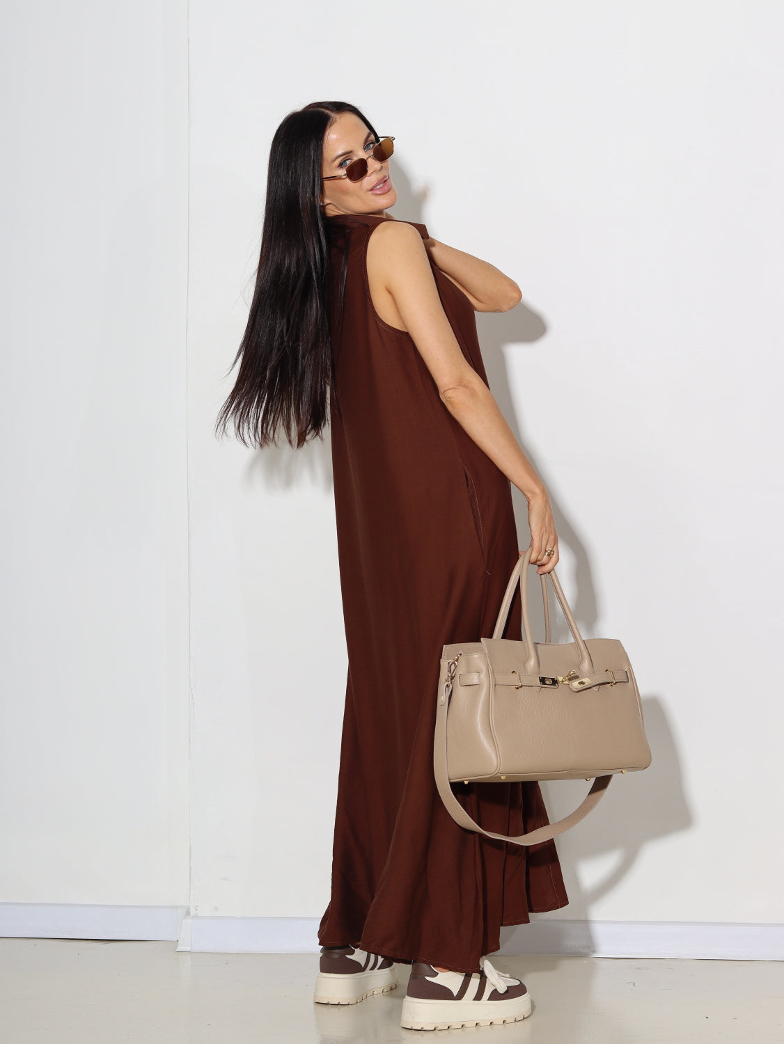 Tumši brūna, gara, pogājama kleita bez piedurknēm - 15607