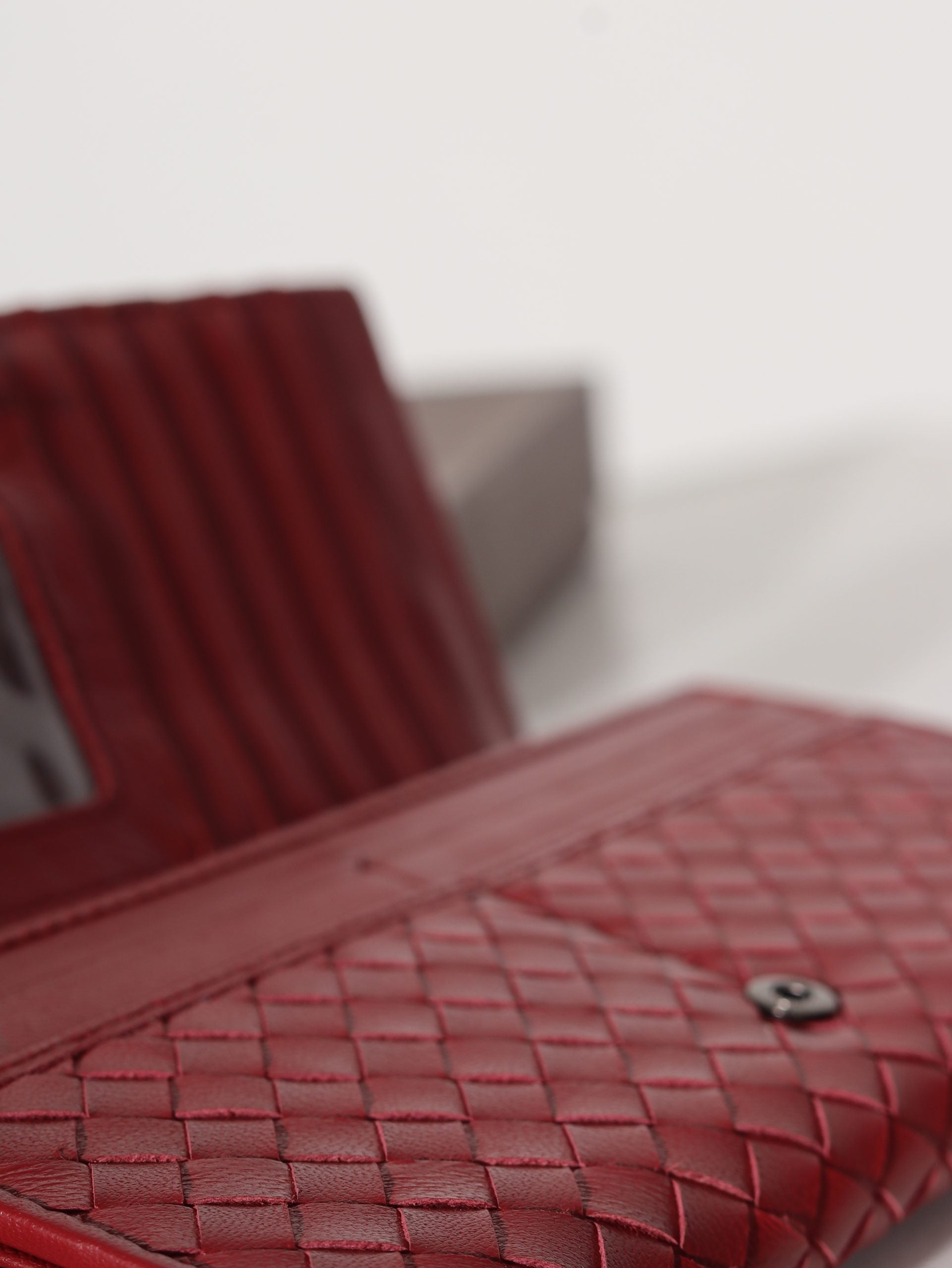 Bordo d/ā maks ar pinuma imitāciju un spiedpogu aizdari - 15956