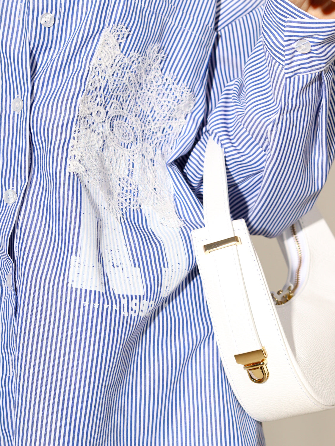 Tumši zils krekls ,, Kiss'' ar svītriņu - 14303