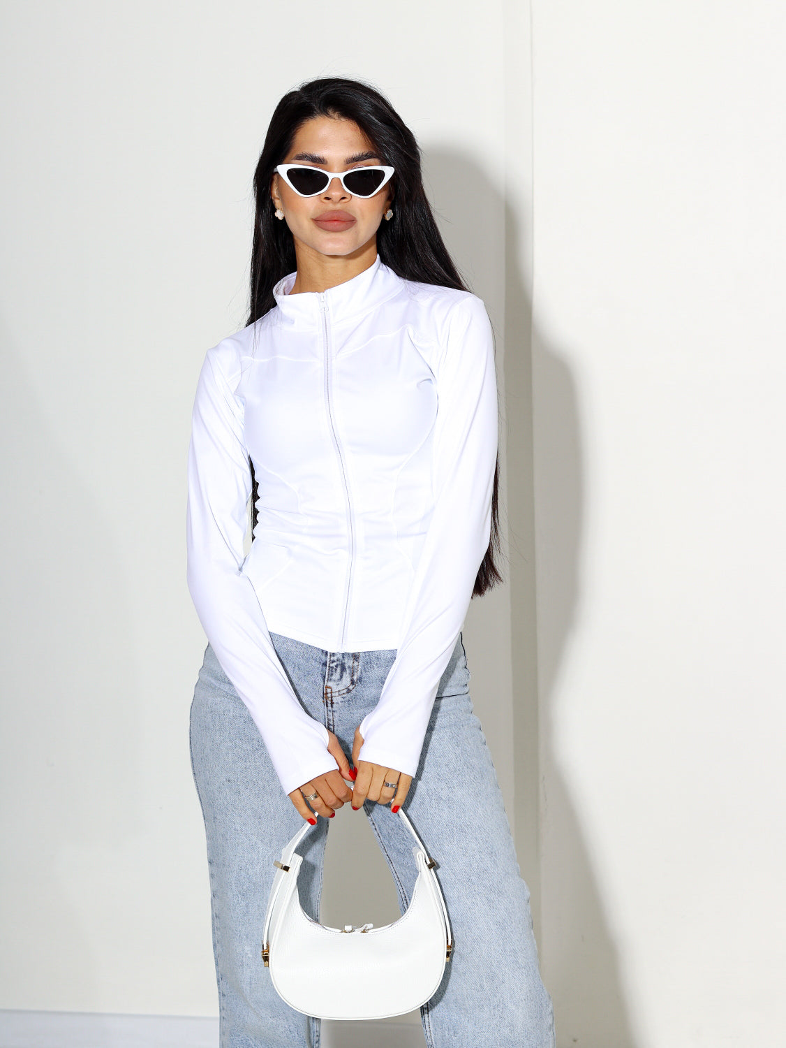 Balta, pieguļoša sporta jaka - 14307