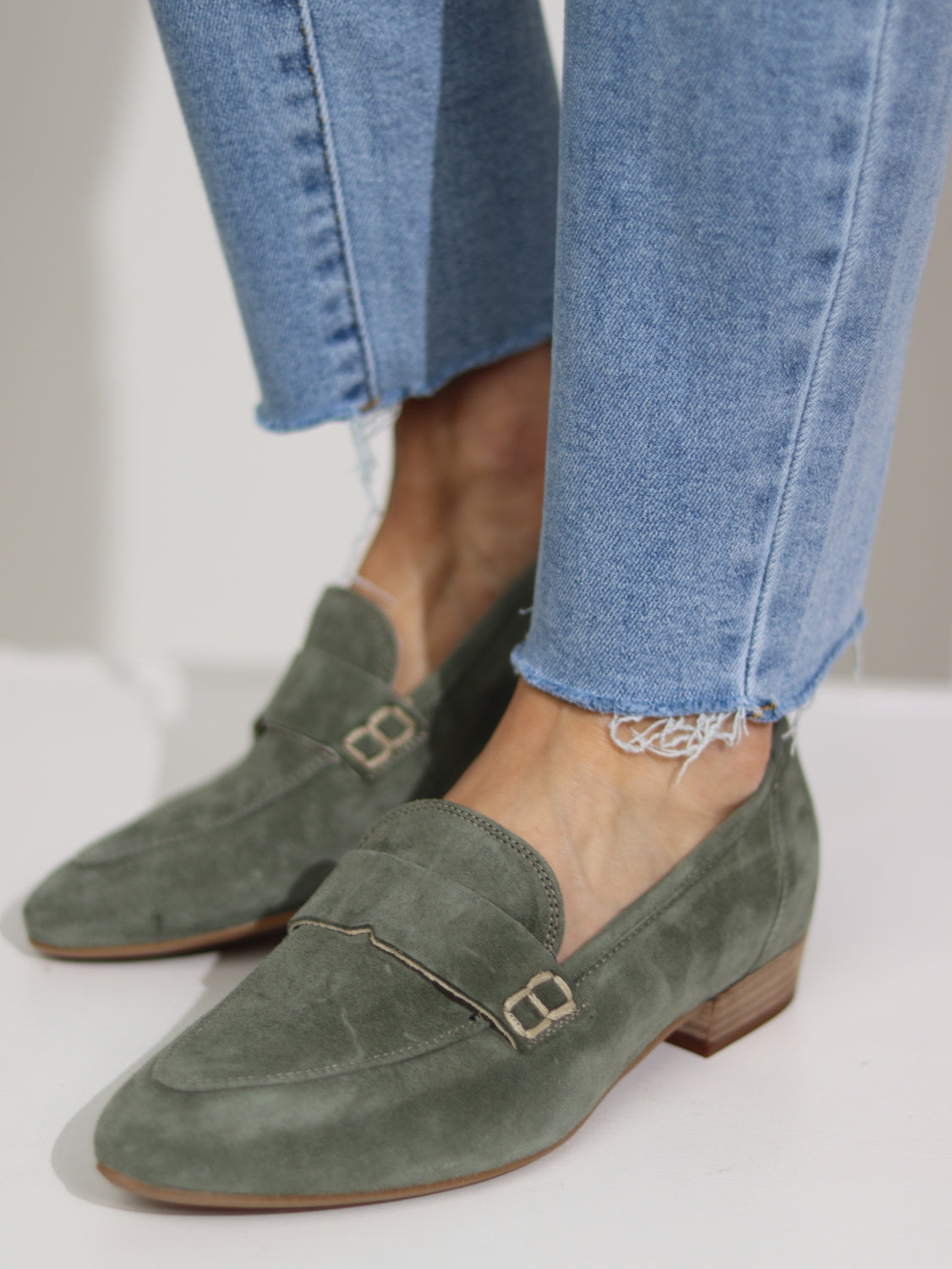 Zaļas, zemas d/zamšādas kurpītes - 15169