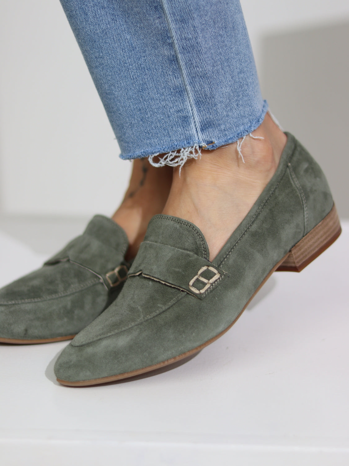 Zaļas, zemas d/zamšādas kurpītes - 15169