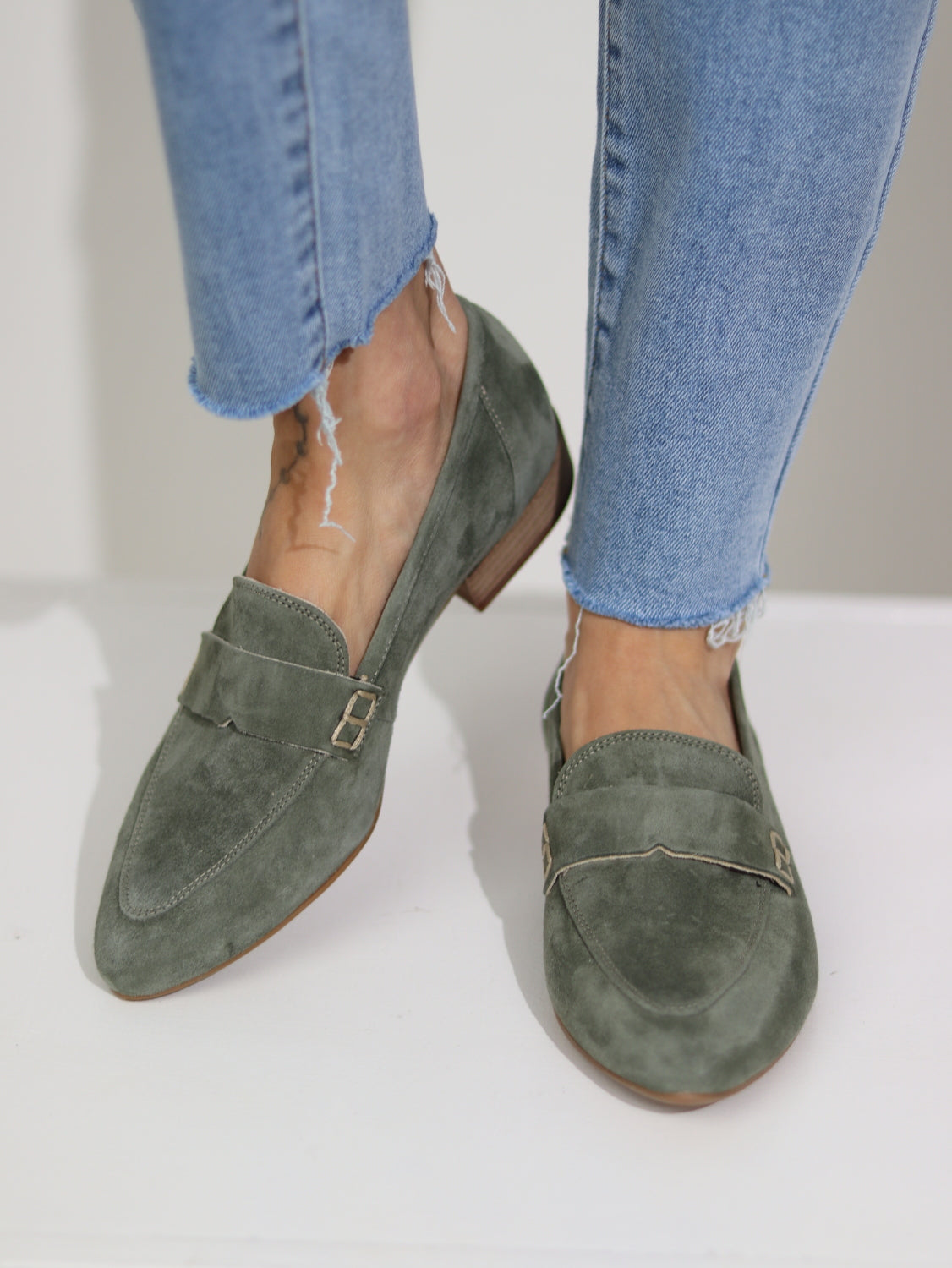 Zaļas, zemas d/zamšādas kurpītes - 15169