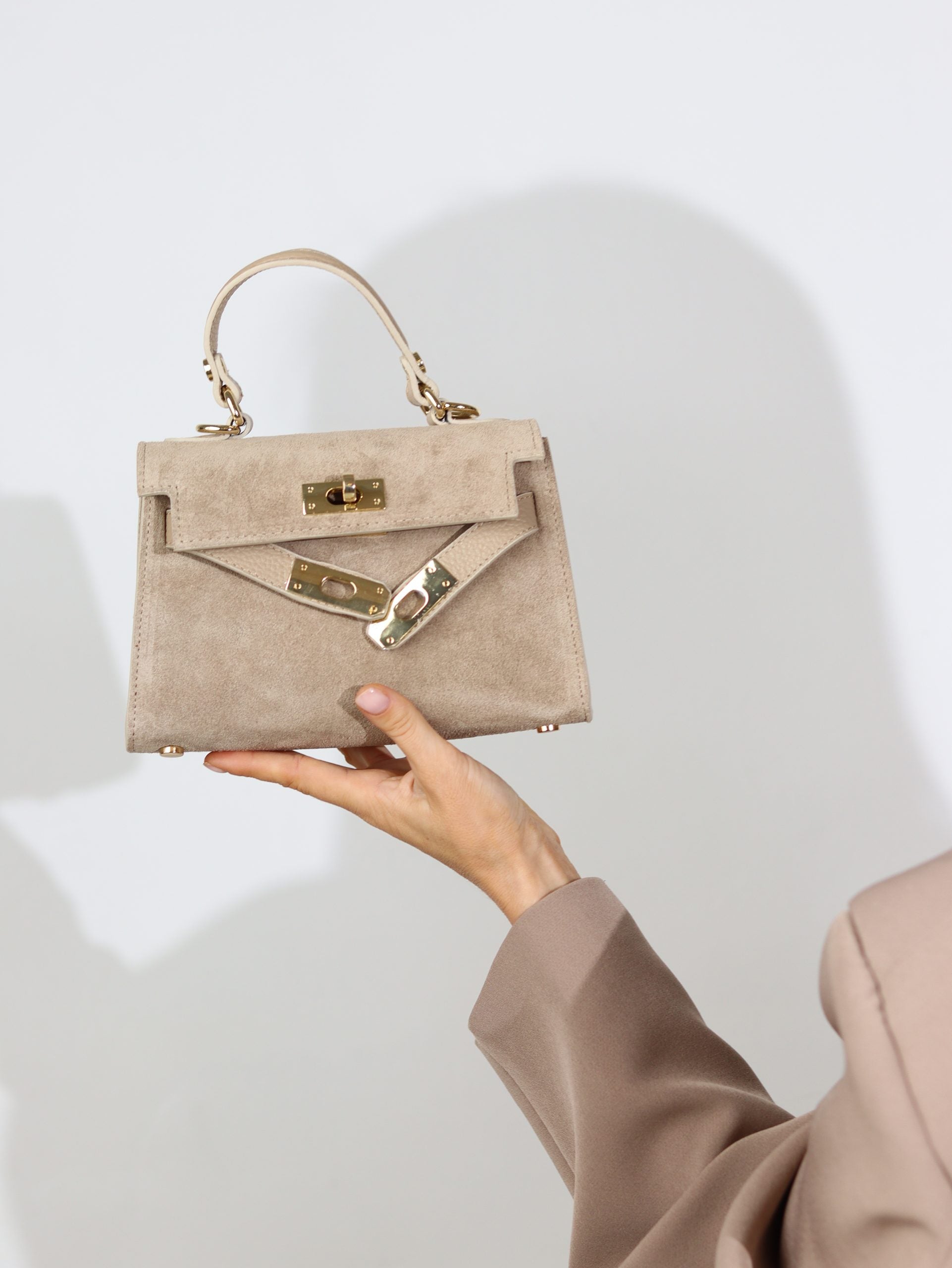 Bēša zamšādas soma "Mini klasika" - 16934