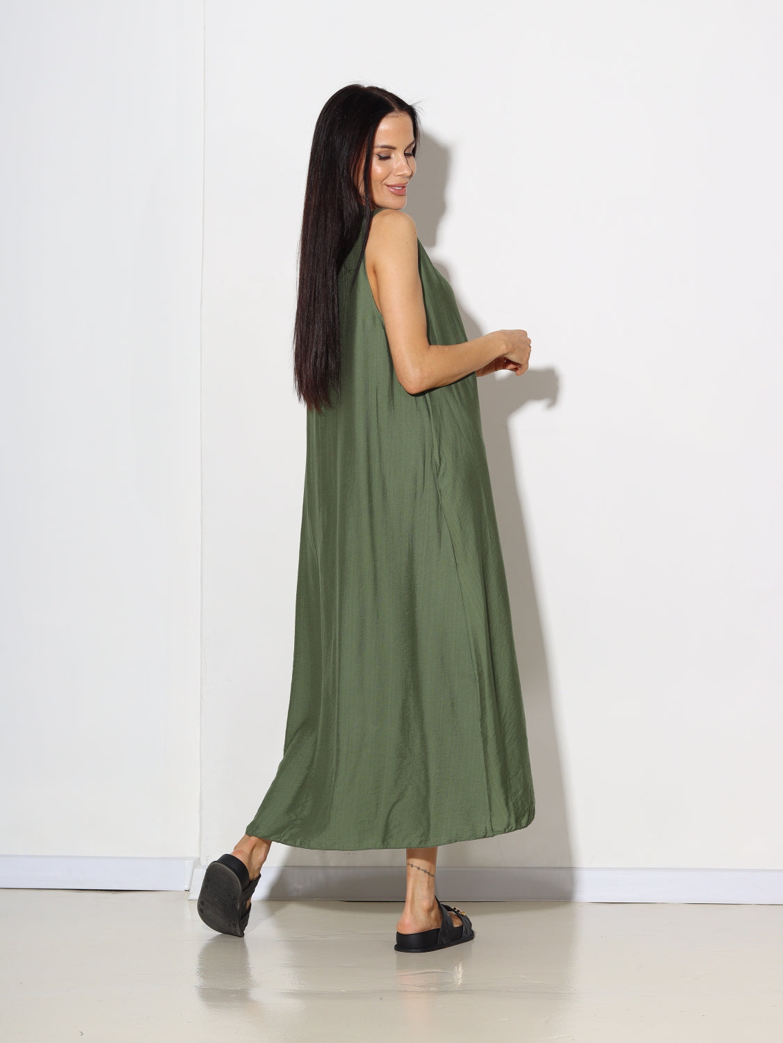 Zaļa/hakī 'Basic' midi kleita - 14849