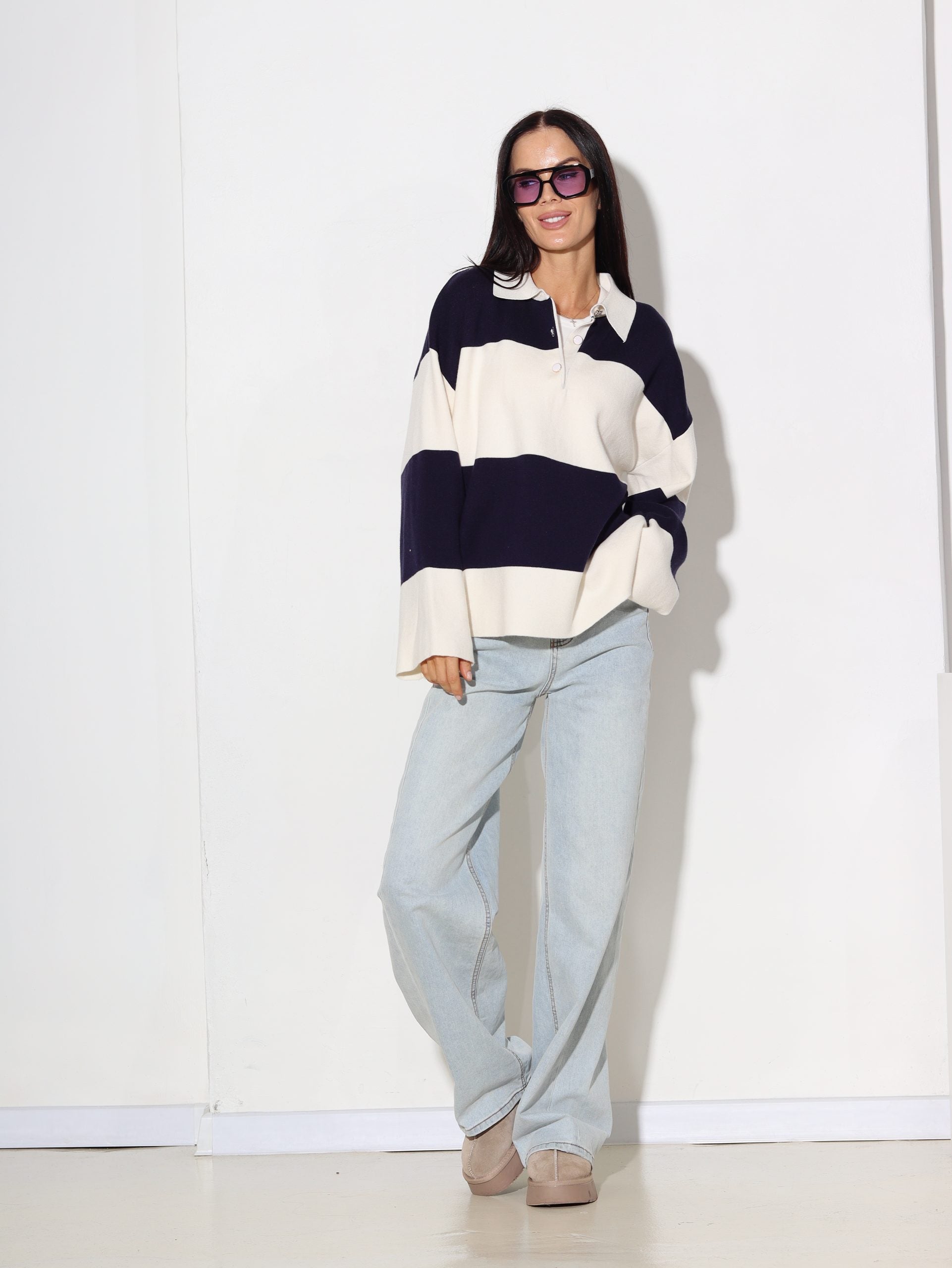 Tumši zils, strīpains oversize džemperis- 16375