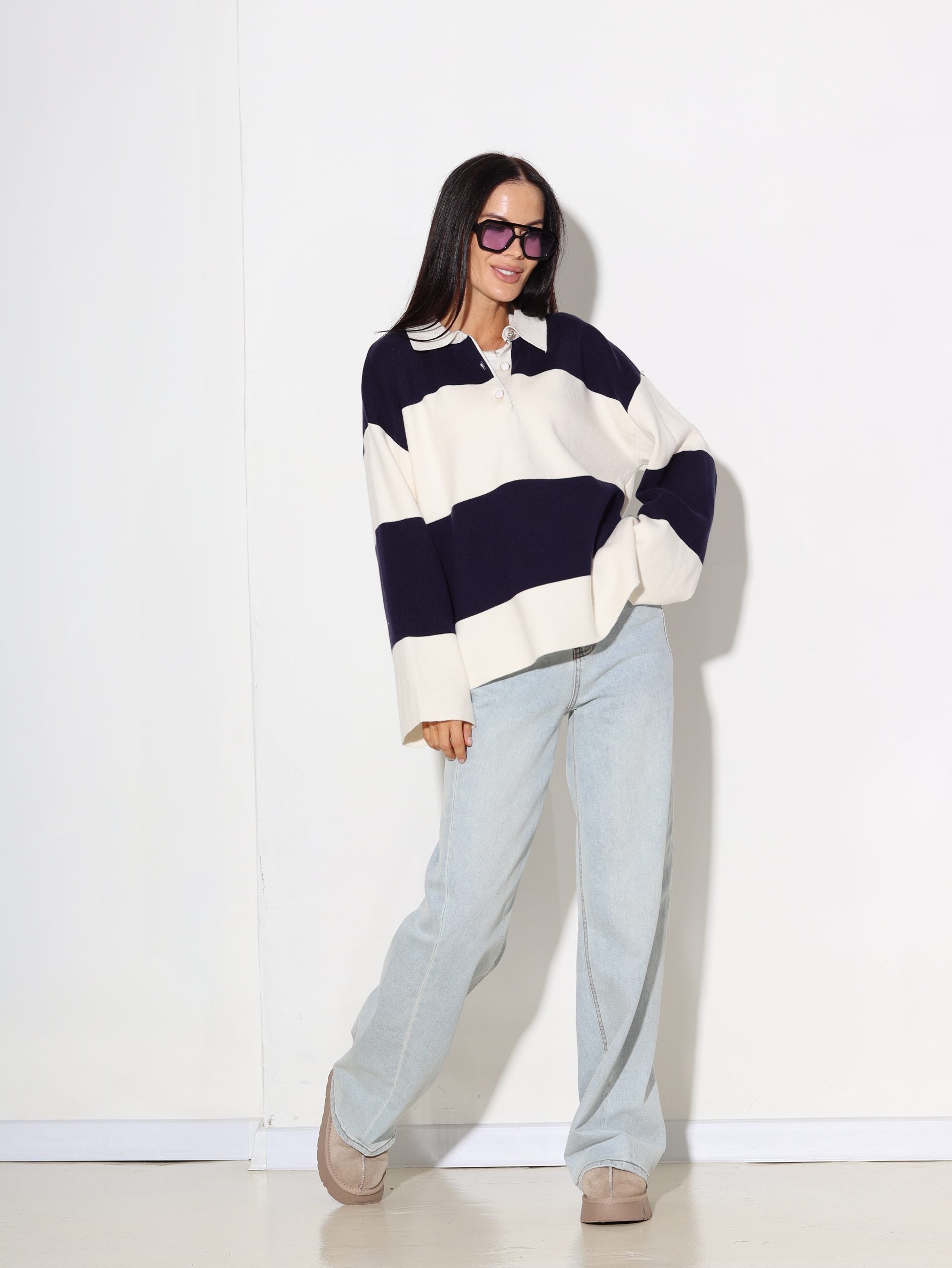 Tumši zils, strīpains oversize džemperis- 16375