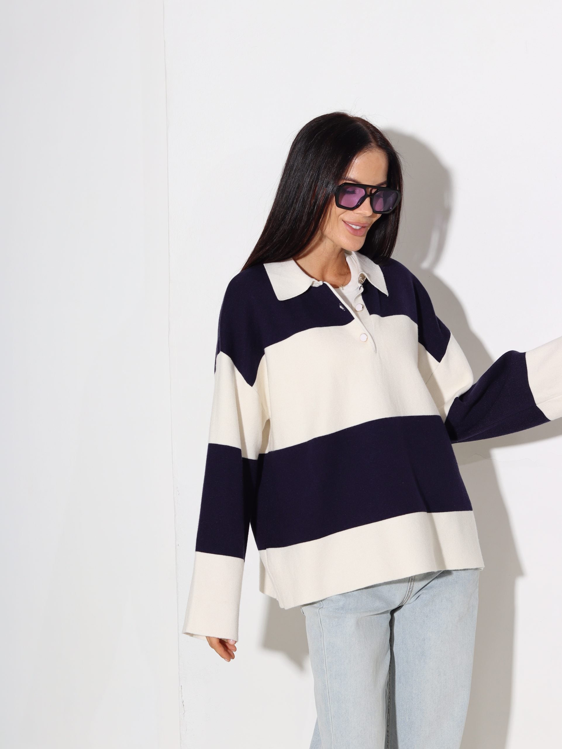 Tumši zils, strīpains oversize džemperis- 16375