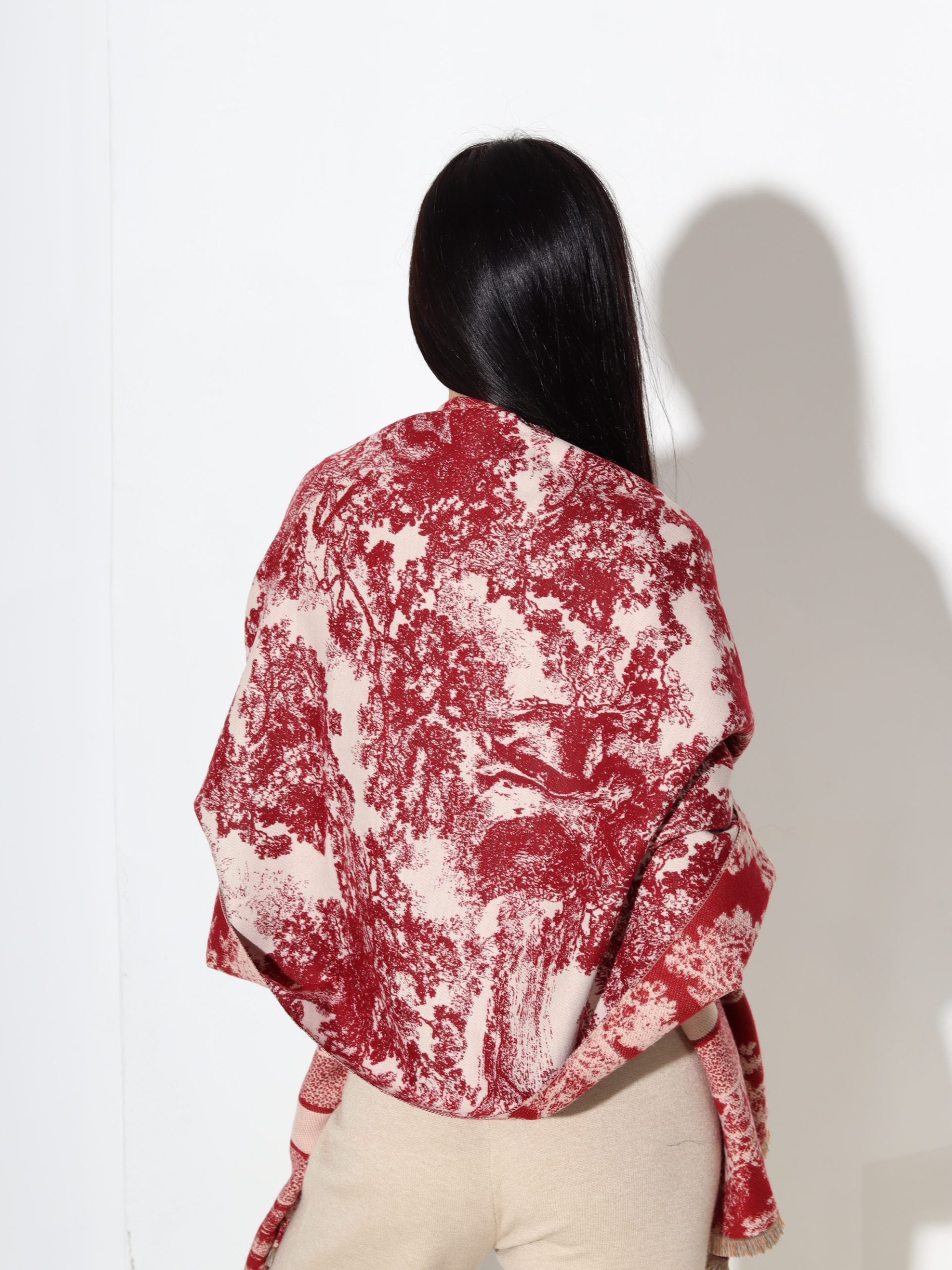 Sarkana šalle ar gleznas printu - 17426