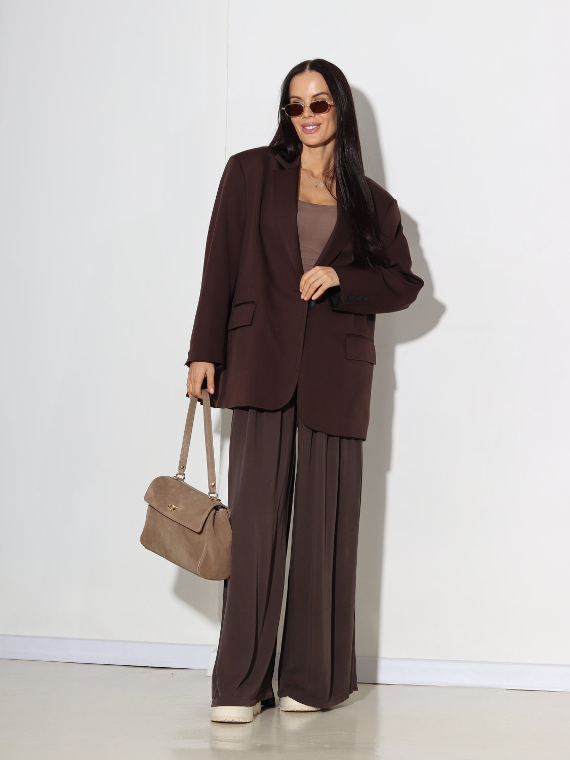 Tumši brūna, brīva piegriezuma žakete "Me Guste"- 15776