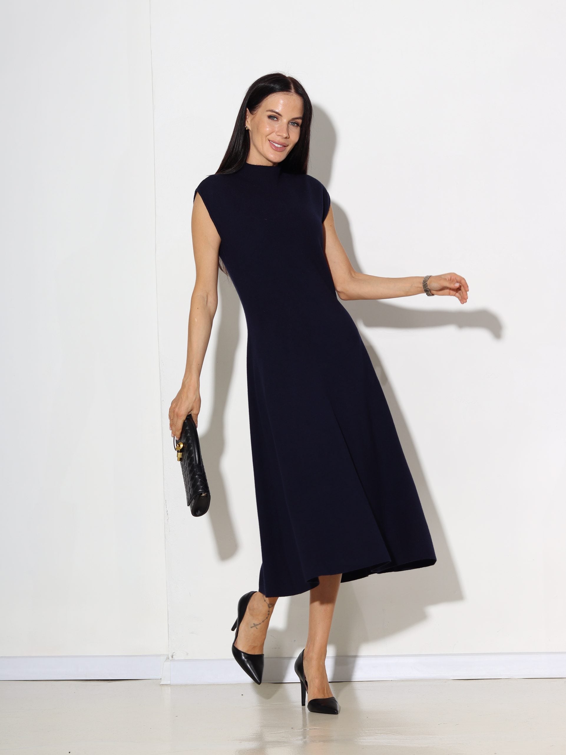 Tumši zila, adīta kleita, Midi, bez piedurknēm- 16378